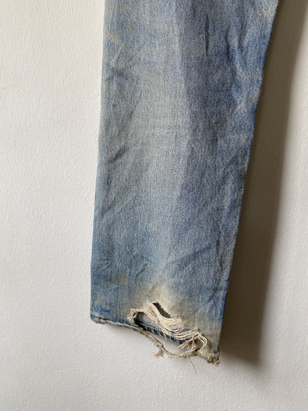 Levi's Vintage Levi’s 501 Top Button 524 Distressed Denim Size US 30 / EU 46 - 11 Thumbnail