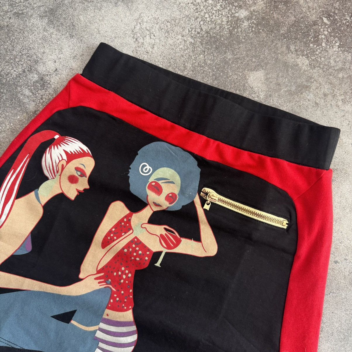 Custo Barcelona Custo Barcelona Vintage Y2K Lady Printed Mini Skirt Size 27" / US 4 / IT 40 - 3 Thumbnail