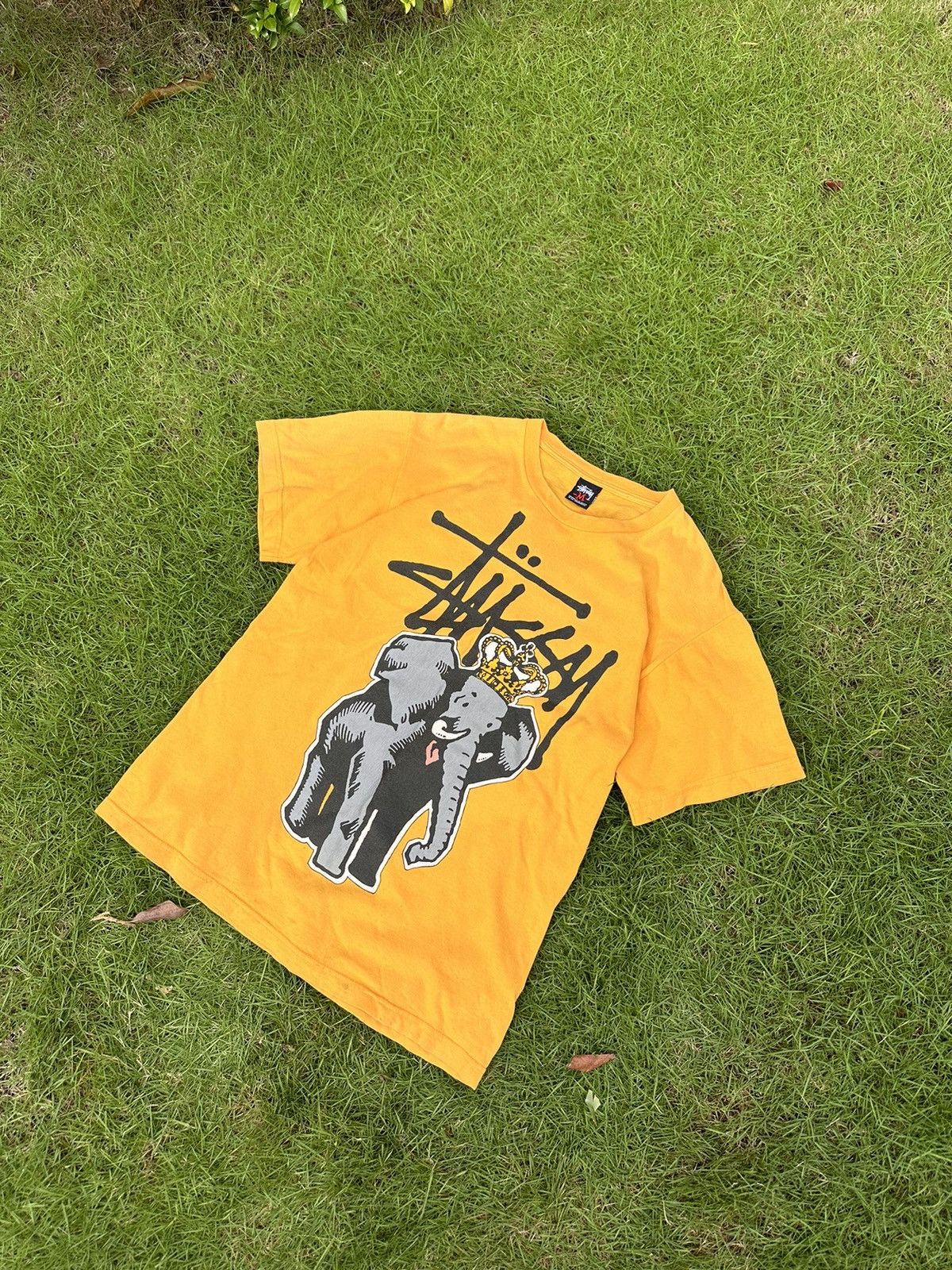 Pre-owned Stussy X Vintage Stussy Elephant Vintage T-shirt In Yellow