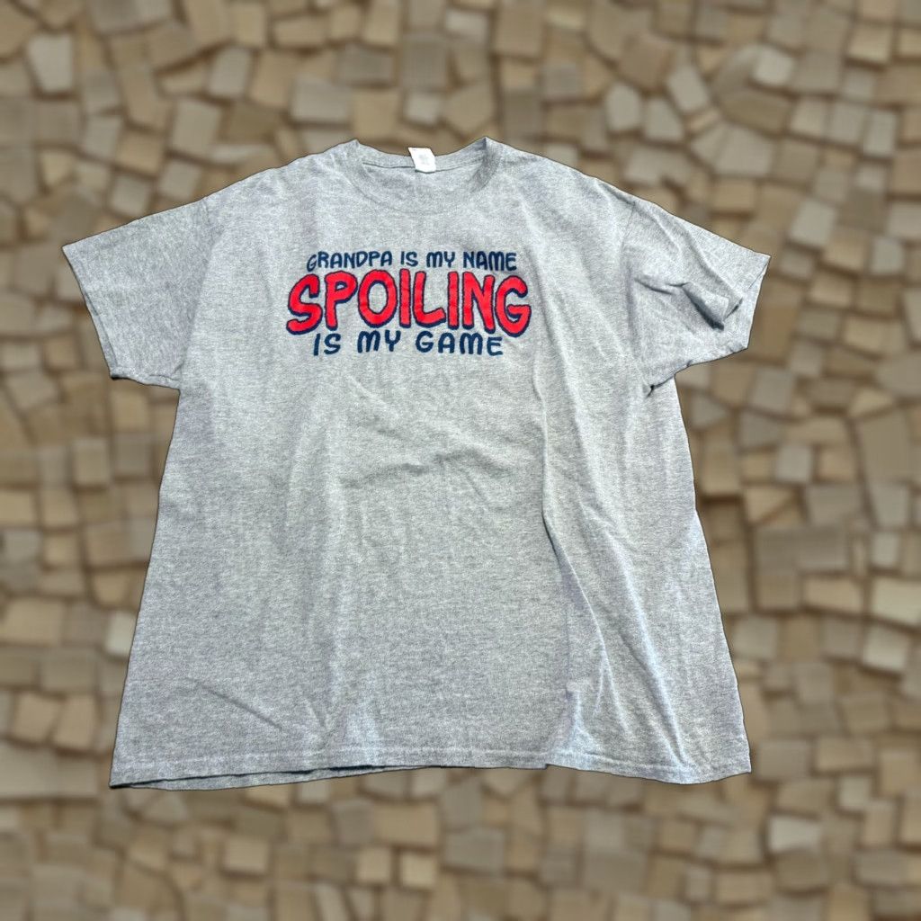 Gildan Gildan Shirt Mens XL Grey Red Blue "Grandpa is my name spoiling is my game" - T-Shirt - Regular - Cotton - Crew Neck - Short Sleeve - Gray - Men Size US XL / EU 56 / 4 - 1 Thumbnail