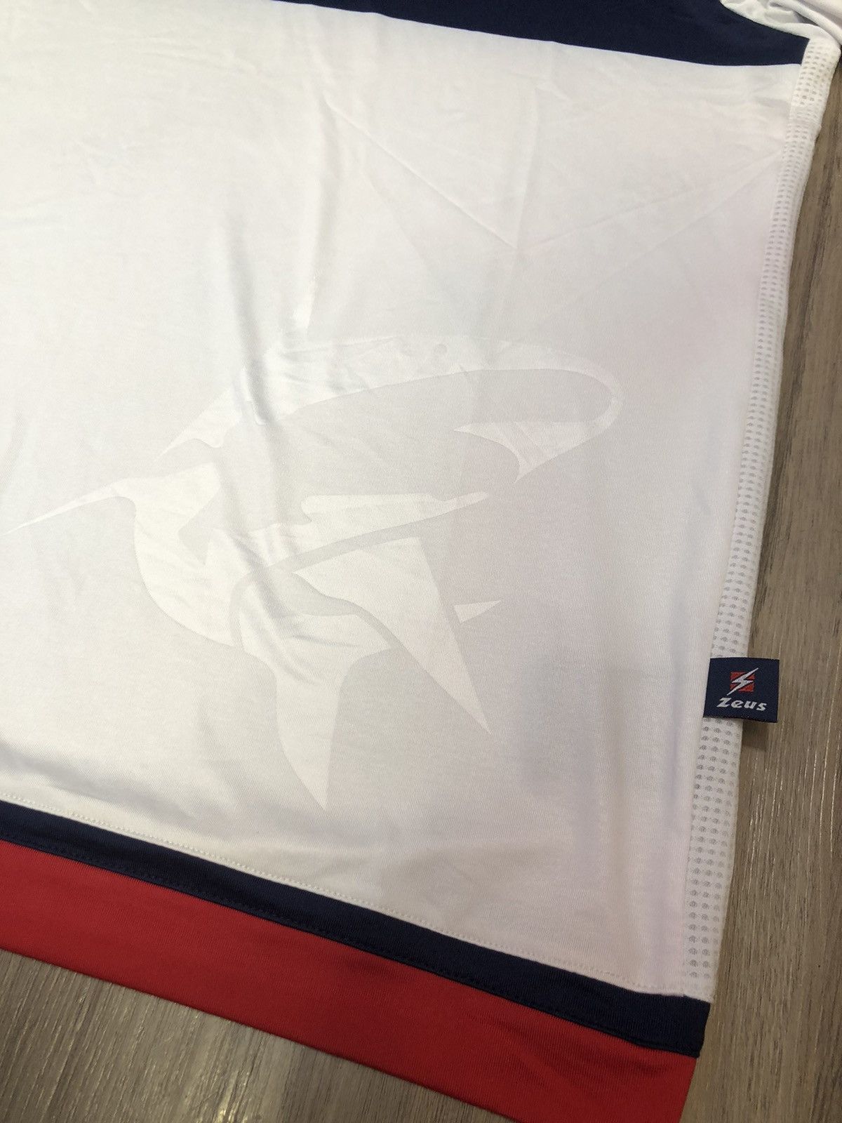 Other FC Crotone 16/17 away shirt (bnwt) Size US XL / EU 56 / 4 - 3 Thumbnail