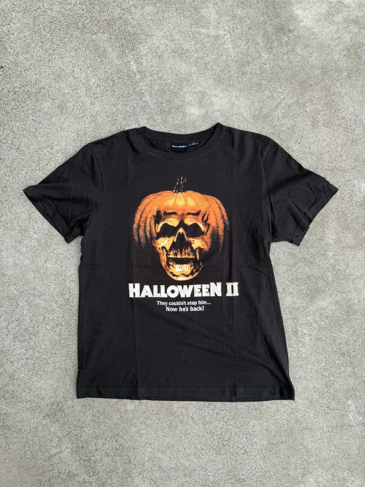 Vintage Halloween II Tee Size US M / EU 48-50 / 2 - 1 Thumbnail