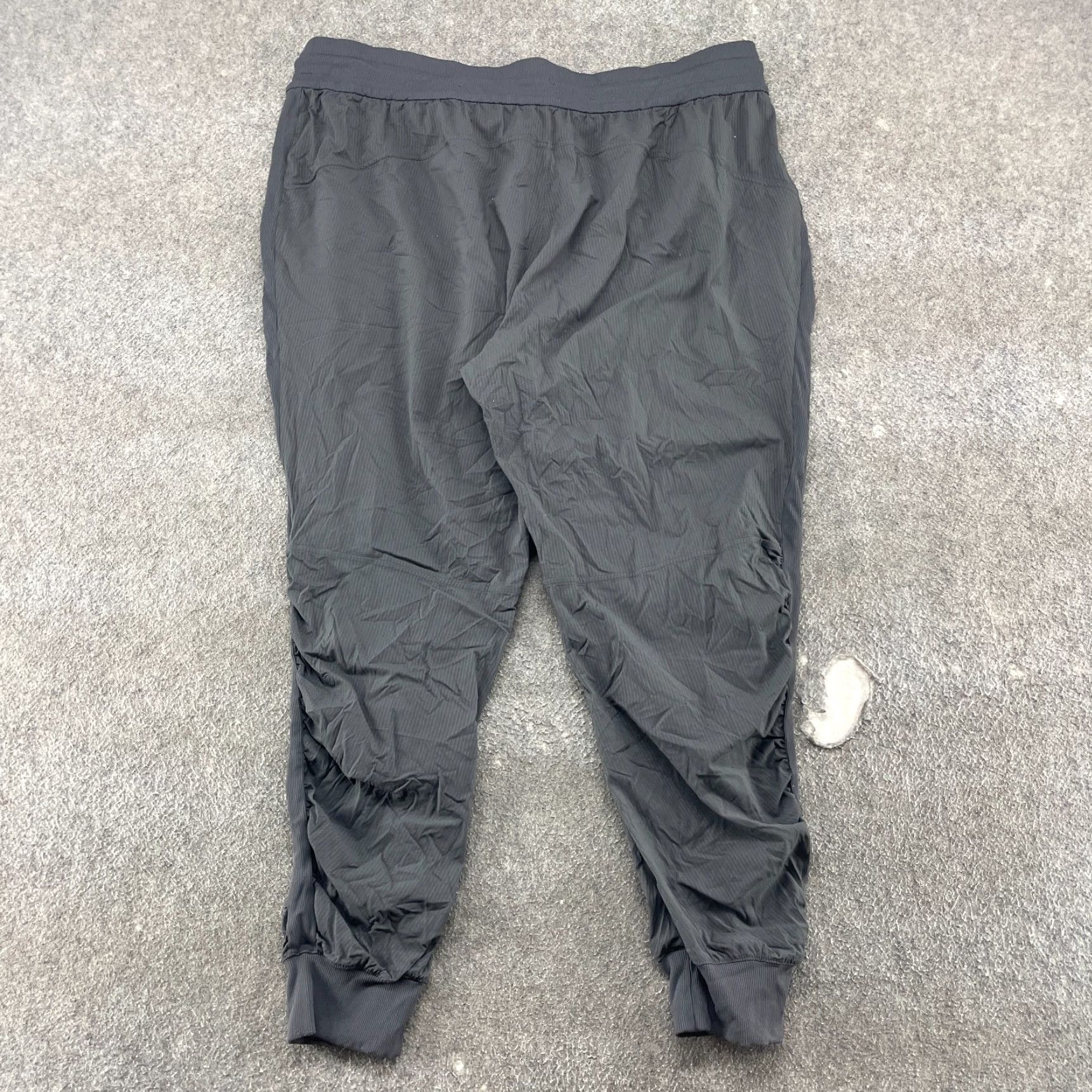 Lululemon Lululemon Dance Studio Pants Womens 20 Grey Striped Drawstring Jogger Tapered 28in Inseam Pockets Easy Care Elastic Waist Plus Size Size 42" / US 20 - 4 Thumbnail