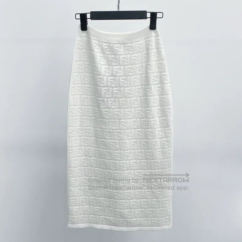 Fendi Fendi White full print knitted slim fit long dress Size 25" / US 0 / IT 36 - 2 Thumbnail