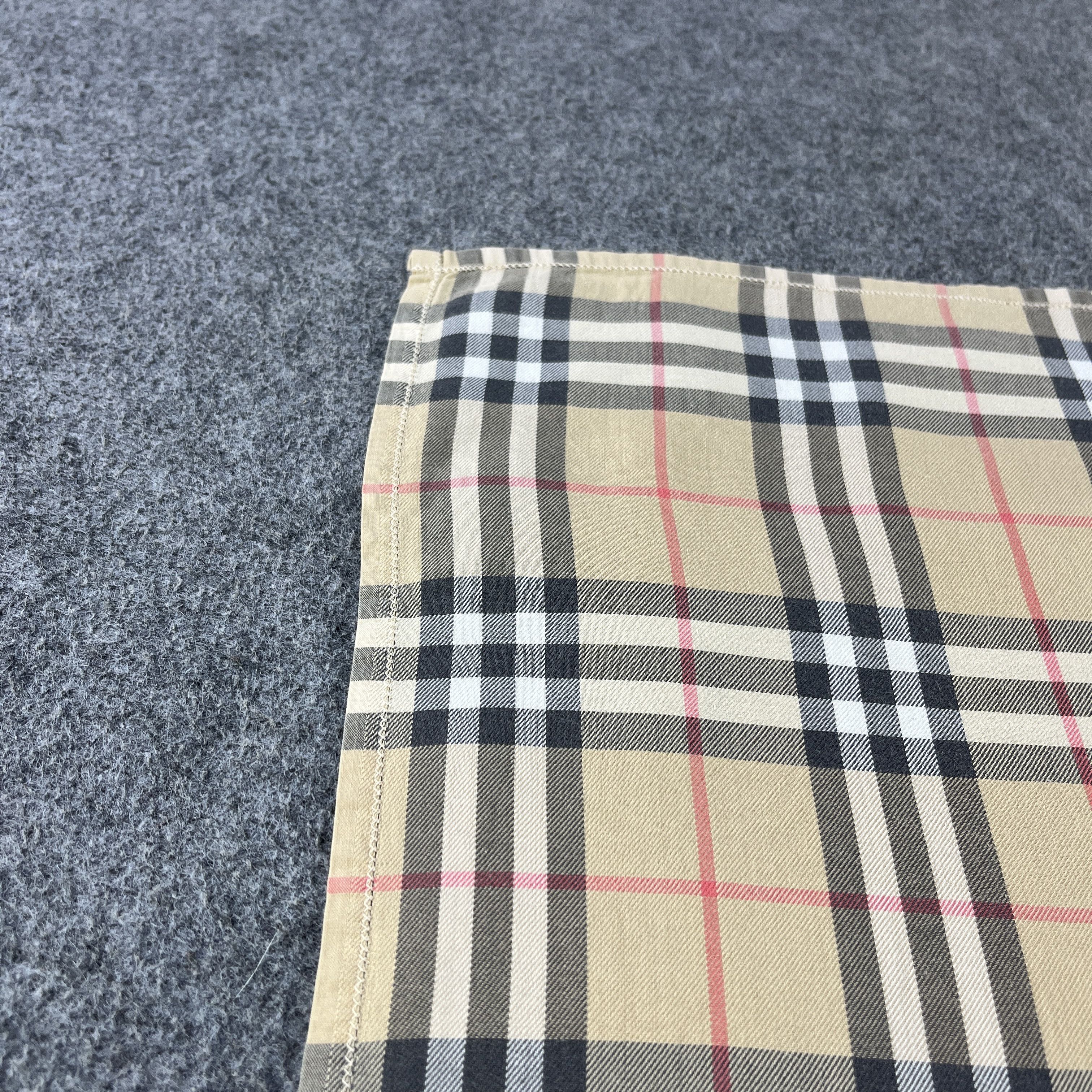 Burberry Burberry Handkerchief / Bandana / Neckerchief B098 Size ONE SIZE - 7 Thumbnail