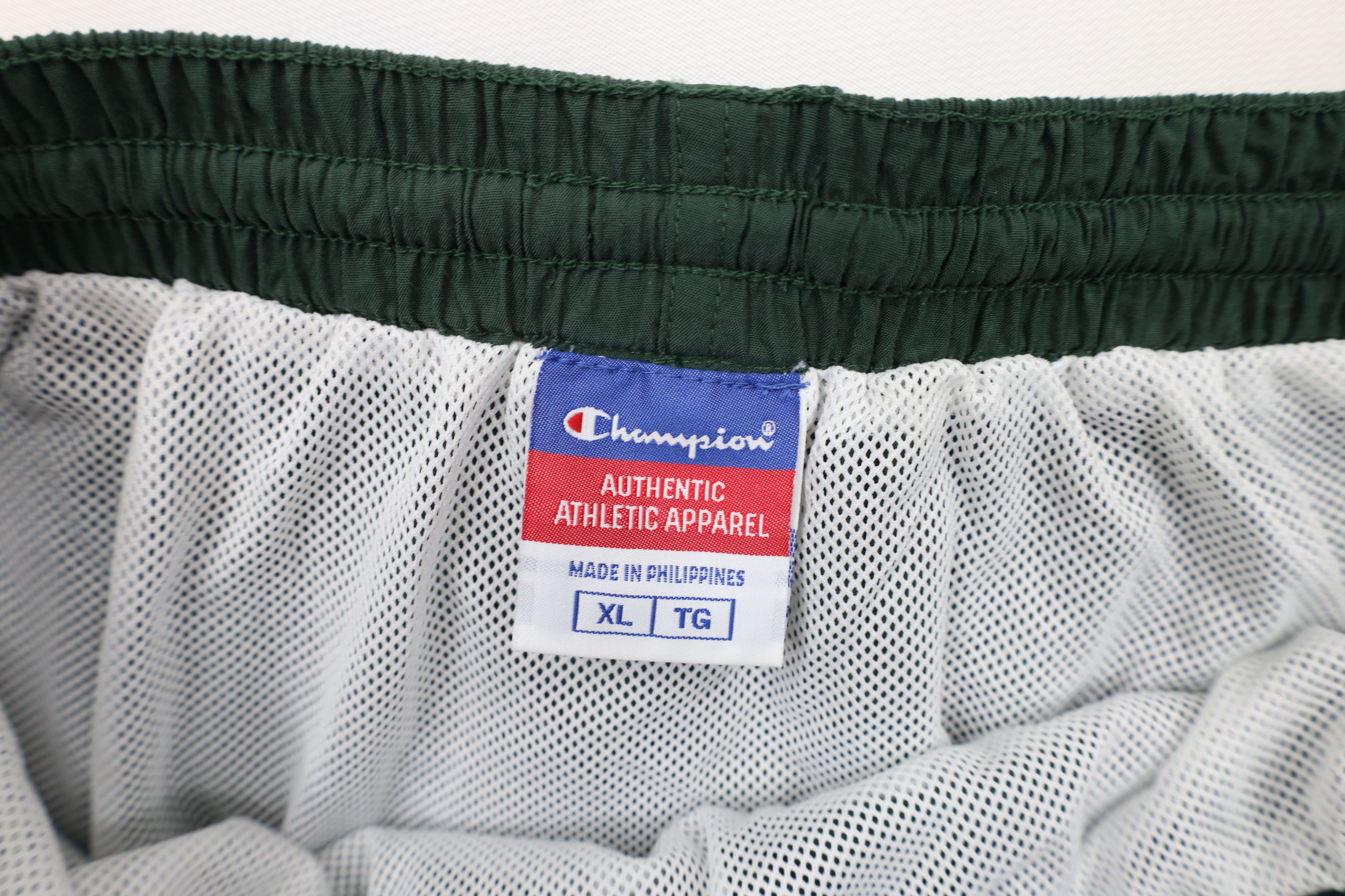 Champion × Vintage Vintage 90s Champion Lined Above Knee Shorts Trunks Green Size US 36 / EU 52 - 9 Thumbnail