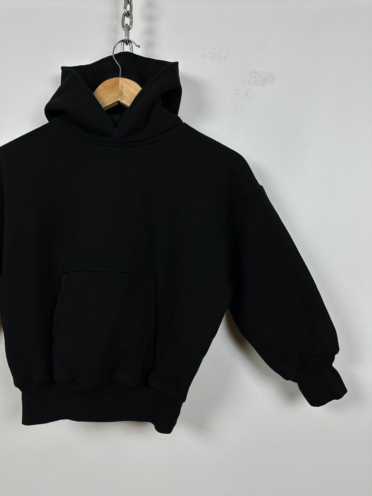 Gap Kids YZY X Gap Black Perfect Hoodie 6-7 years Size US S / EU 44-46 / 1 - 3 Thumbnail