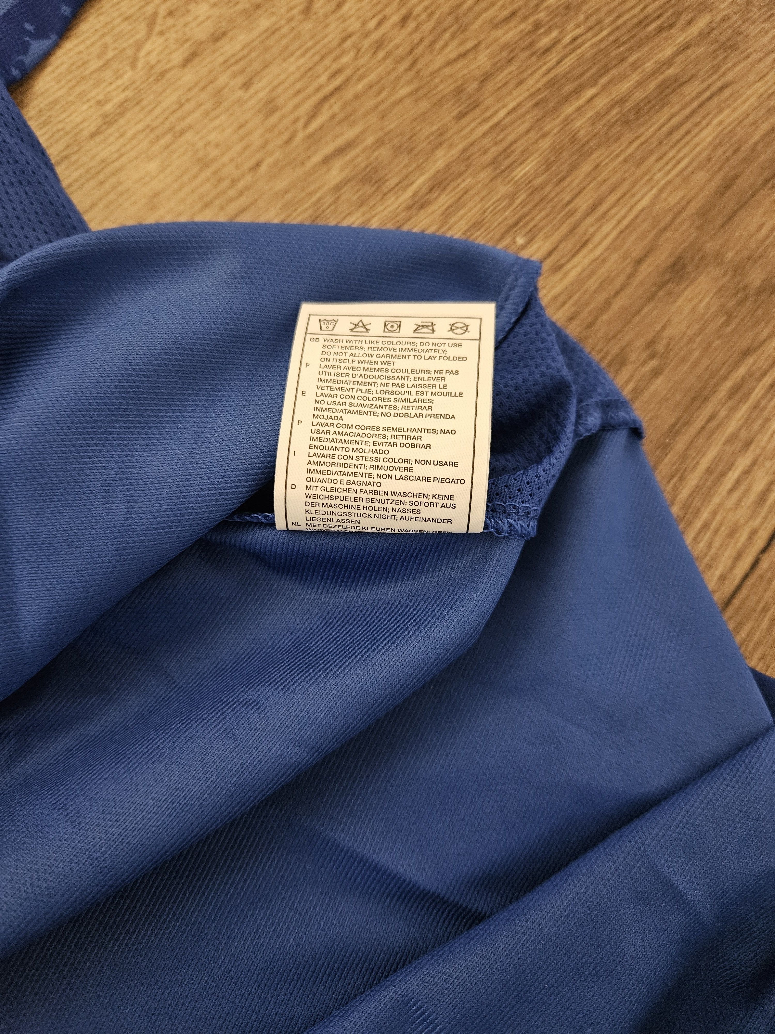 Other Caniggia 7 Glasgow Rangers 2002–03 Vintage Soccer Trikot Size US L / EU 52-54 / 3 - 9 Thumbnail