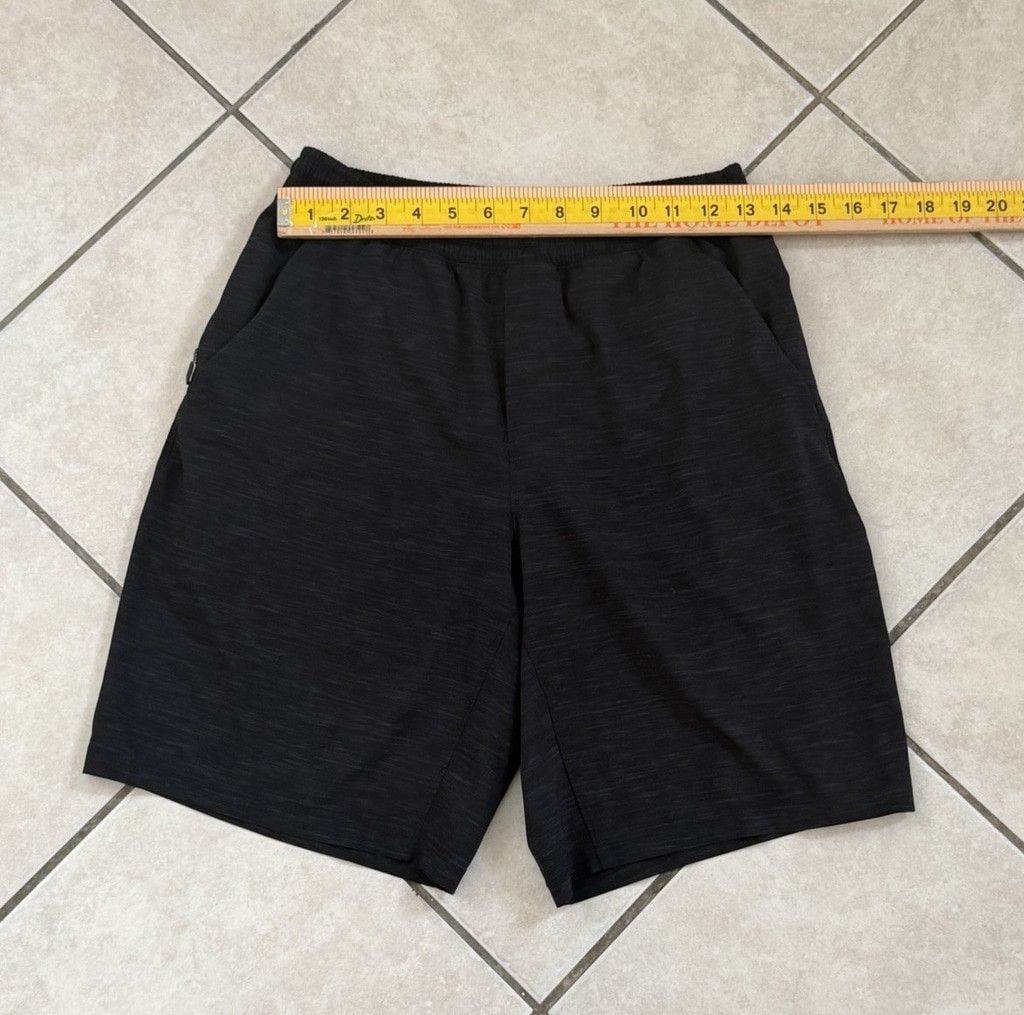 Lululemon LULULEMON PACE BREAKER SHORT LINER 9” HEATHER BLACK SZ SMALL Size US 28 / EU 44 - 3 Thumbnail