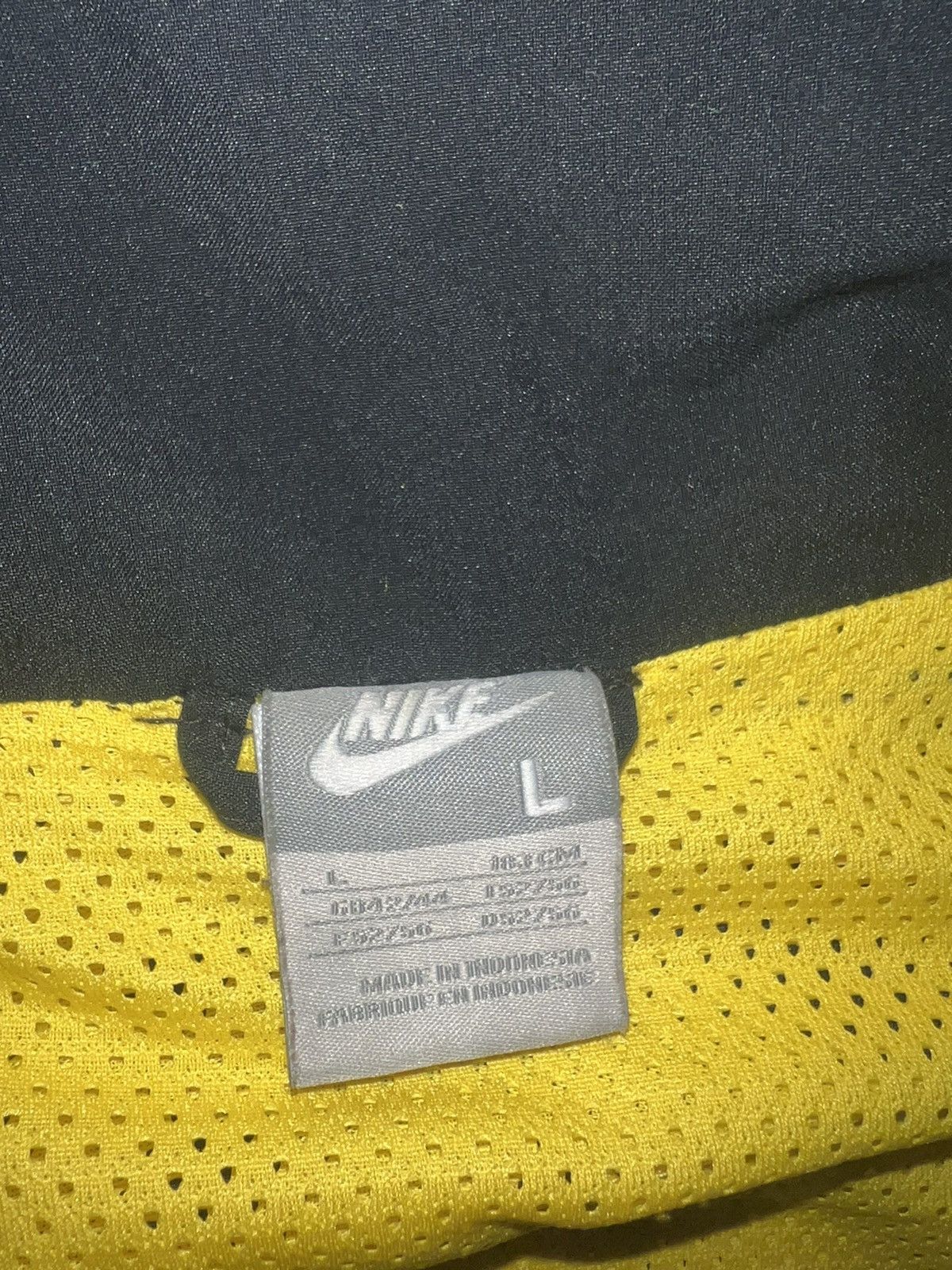Nike × Vintage Vintage Nike Track Jacket Size US L / EU 52-54 / 3 - 5 Thumbnail