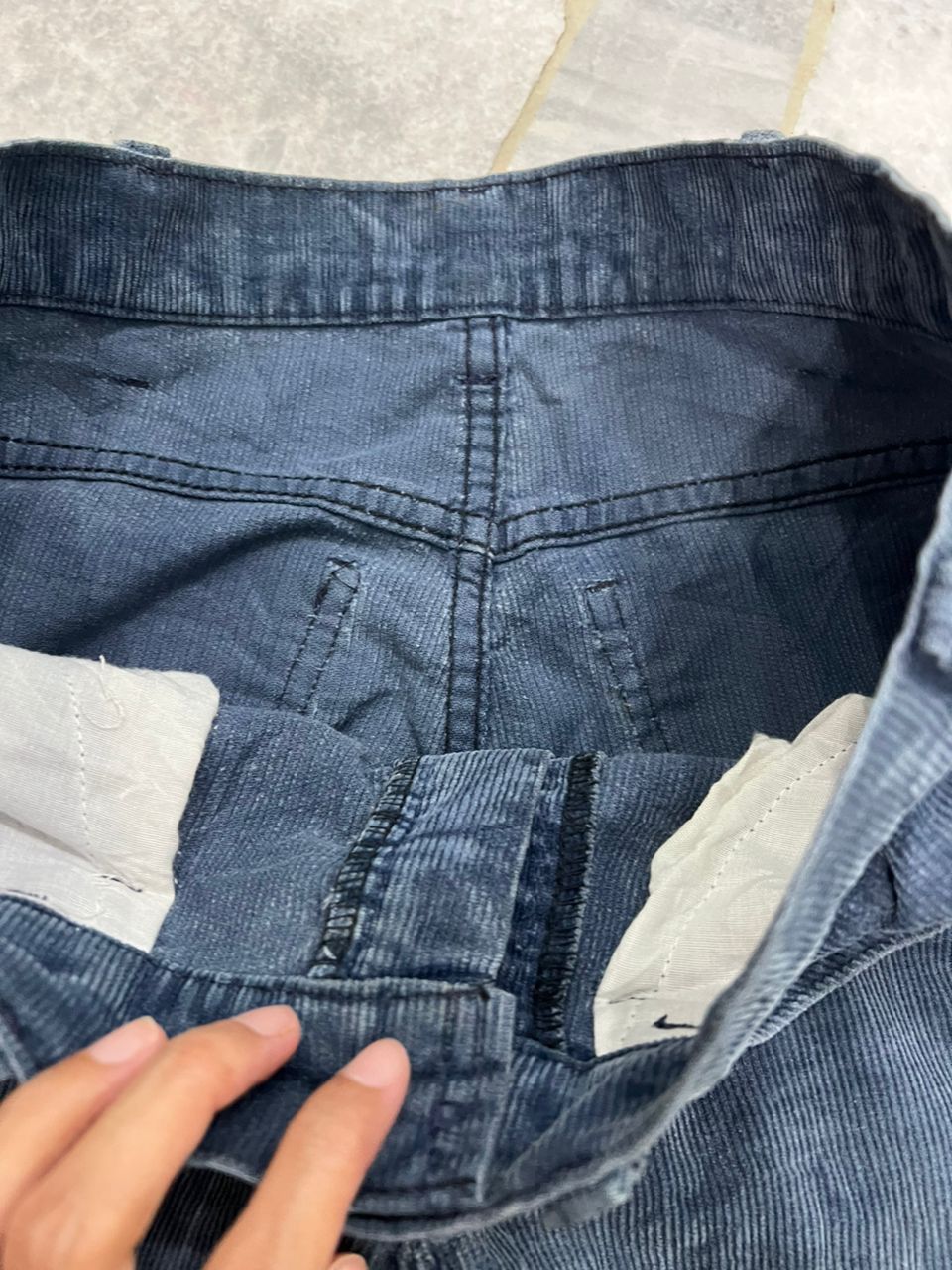 Levi's Vintage Levis 519 Corduroy Pants Size US 30 / EU 46 - 8 Thumbnail