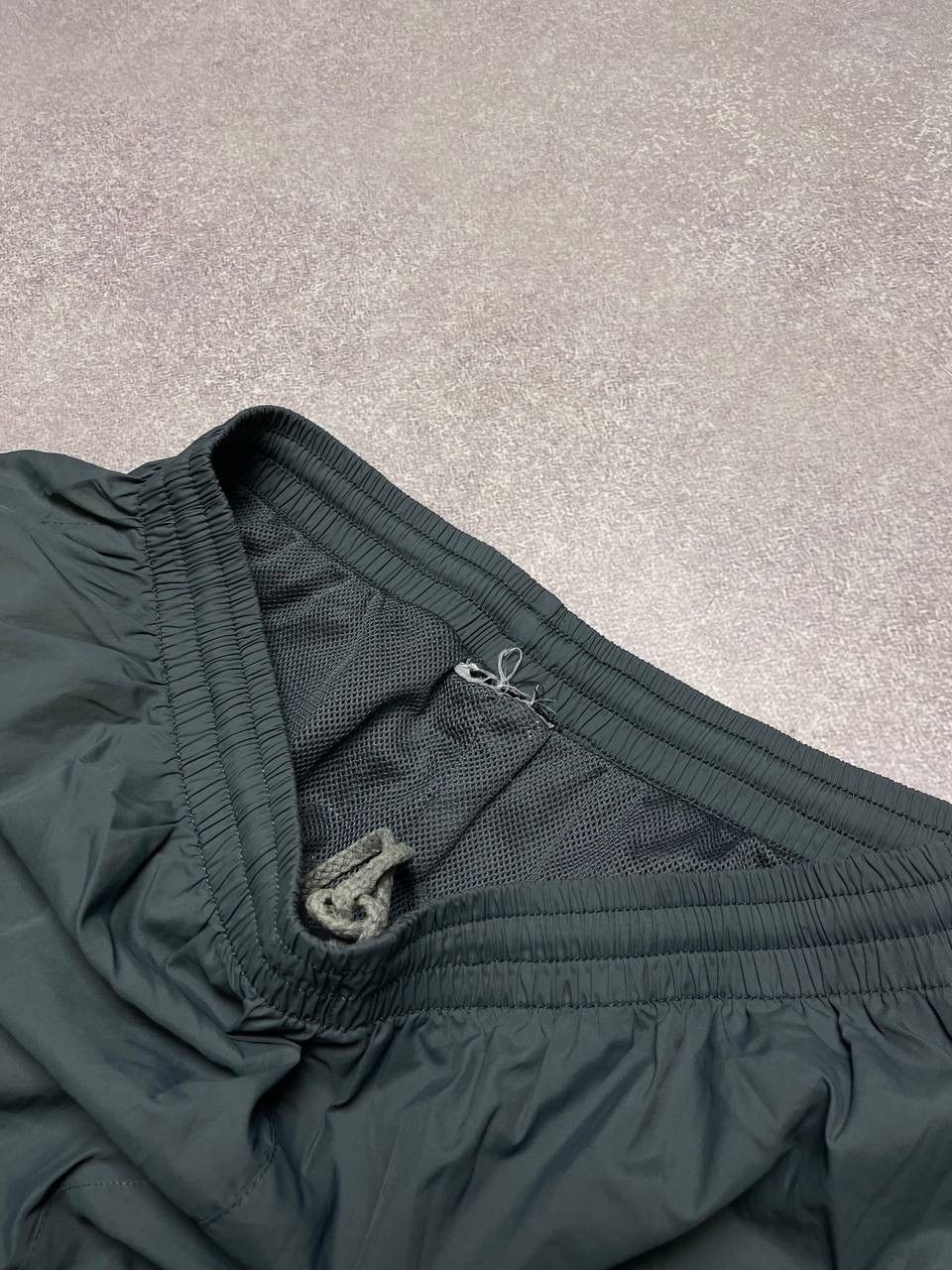 Nike Vintage Nike Swoosh Nylon Baggy Trackpants Y2K M Size US 32 / EU 48 - 3 Thumbnail