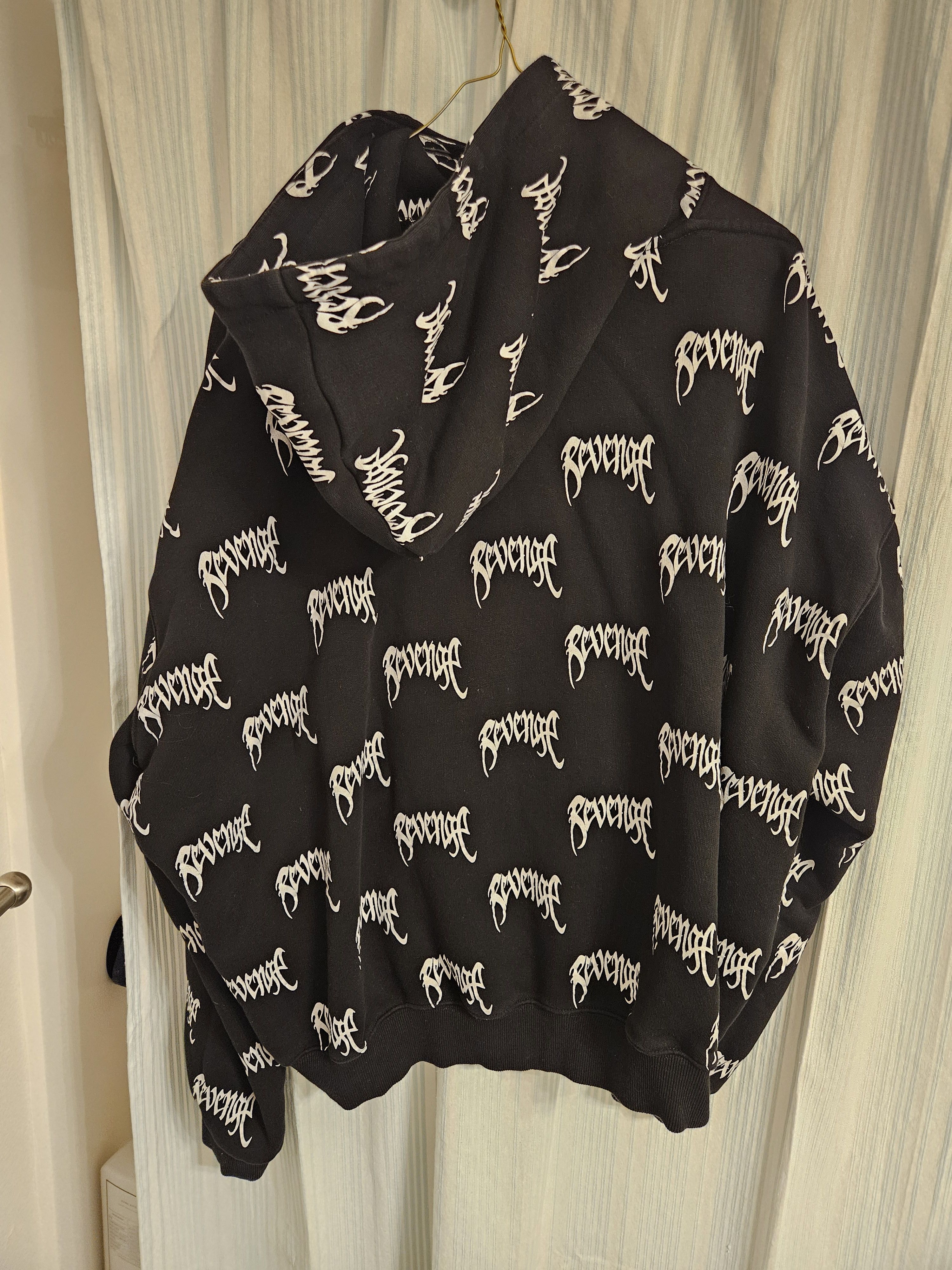 Revenge All over revenge print Size US XXL / EU 58 / 5 - 2 Thumbnail