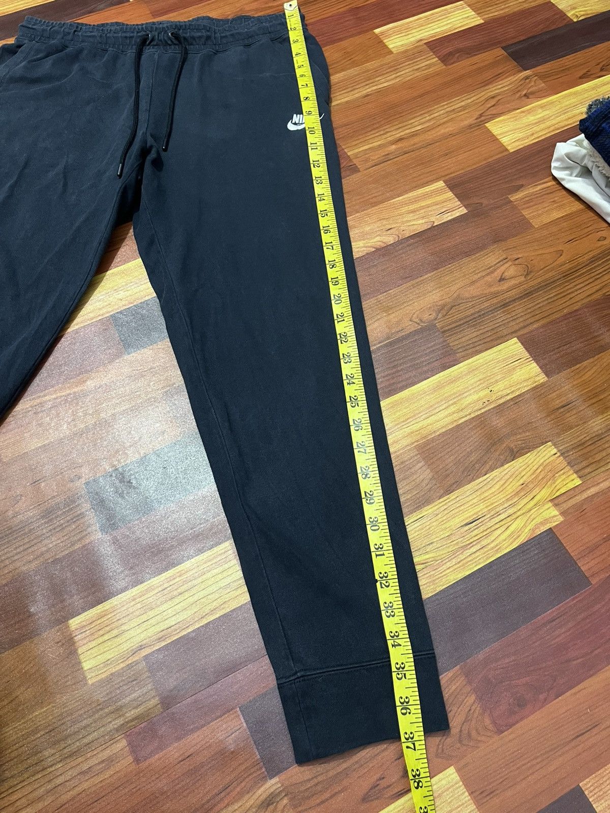 Nike Nike Mini Swoosh Black Sweatpants Joggers Size US 32 / EU 48 - 9 Thumbnail