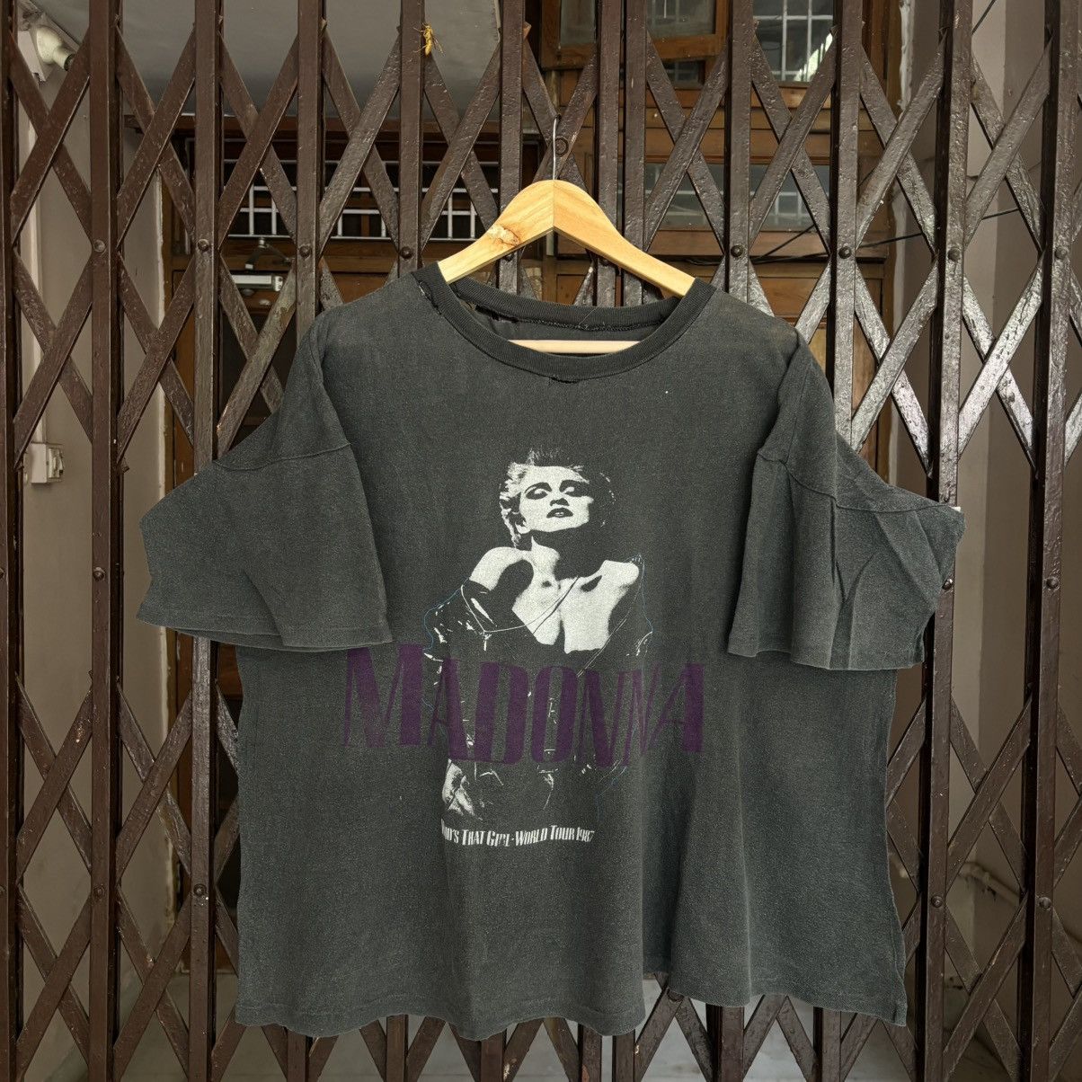 Band Tees Vintage Madonna Who’s That Girl 1987 Tour T shirt Size US XXL / EU 58 / 5 - 1 Thumbnail