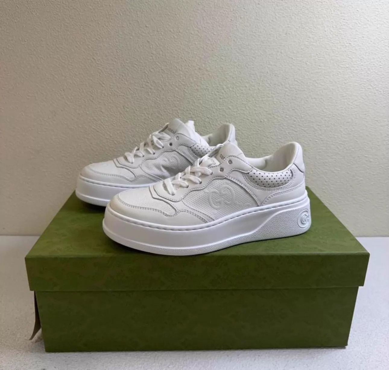 Gucci Gucci GG embossed low-top Cookie women's white Size US 4.5 / IT 34.5 - 1 Thumbnail