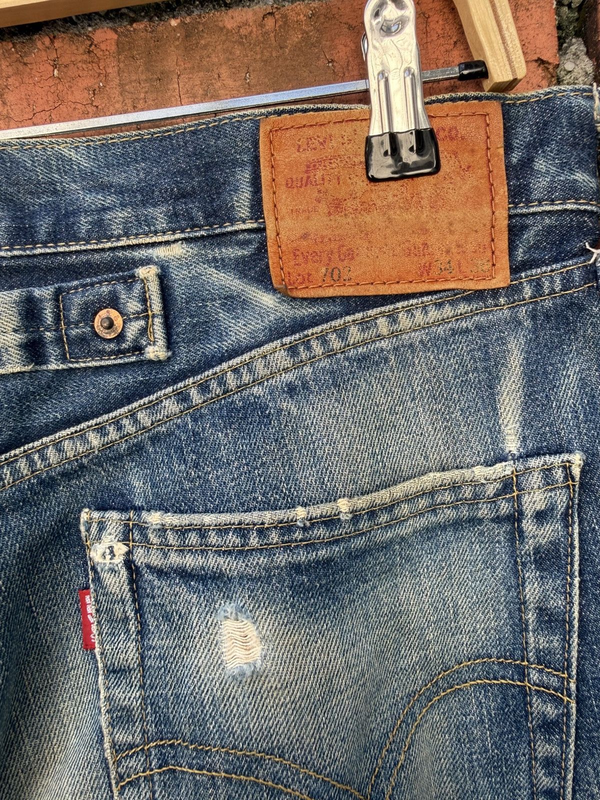 Levi's Vintage Clothing W34x34.5 Vintage levi’s 702 redline big E buckle back Size US 34 / EU 50 - 7 Thumbnail