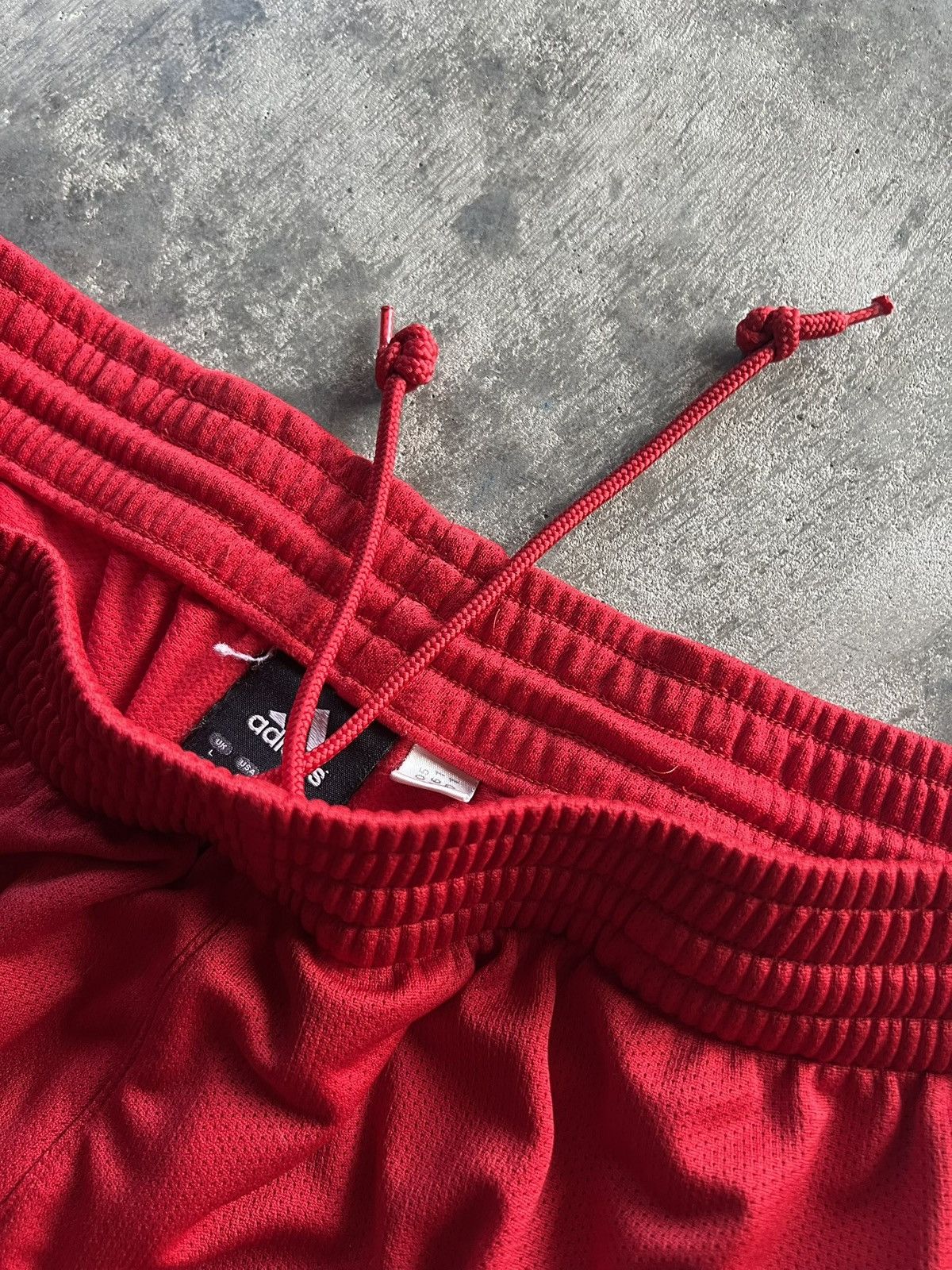 Adidas Vintage Adidas Red Sweatpants Size US 34 / EU 50 - 3 Thumbnail