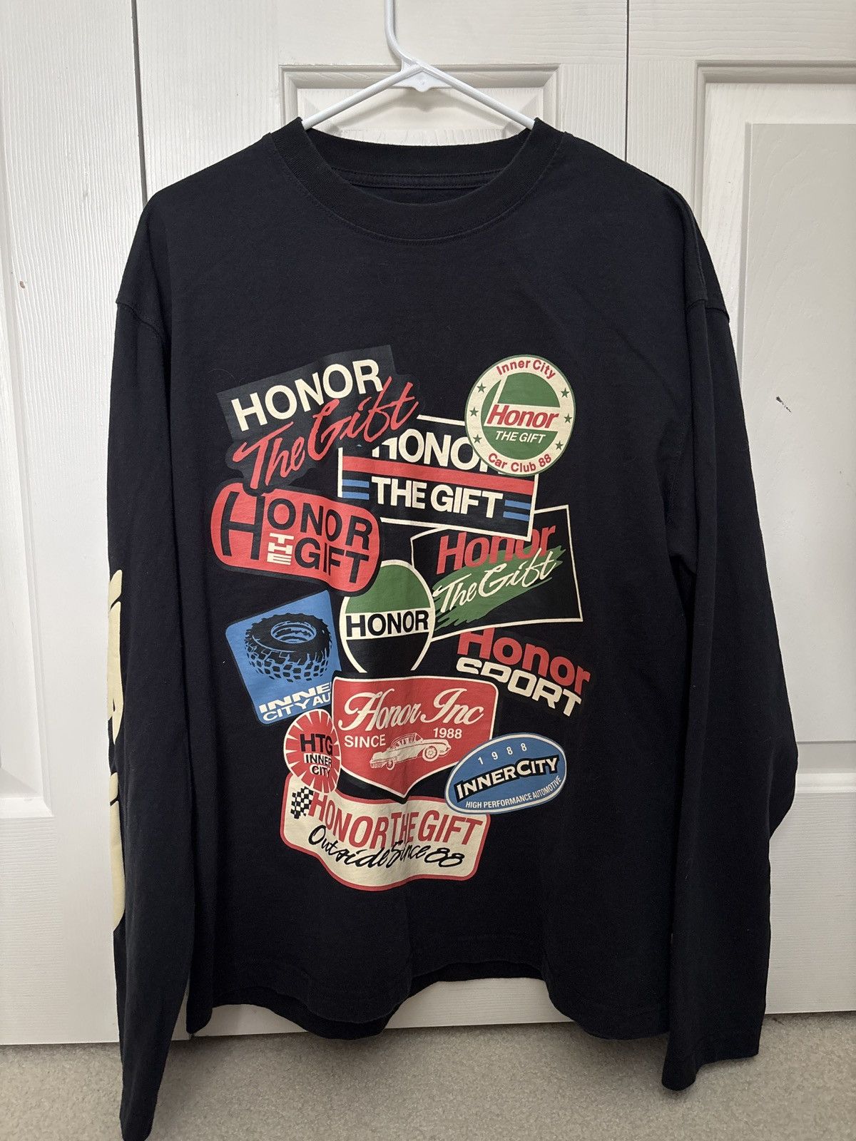 Honor the Gift Honor the gift long sleeve — fuel long Size US M / EU 48-50 / 2 - 1 Thumbnail