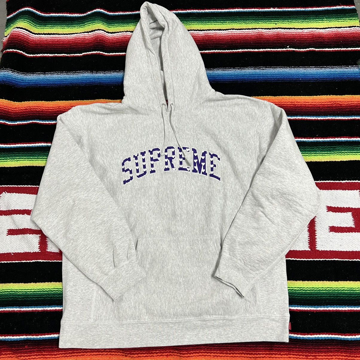 image of Supreme Heart Arc Hooded Sweatshirt Grey , Men's (Size 2XL)