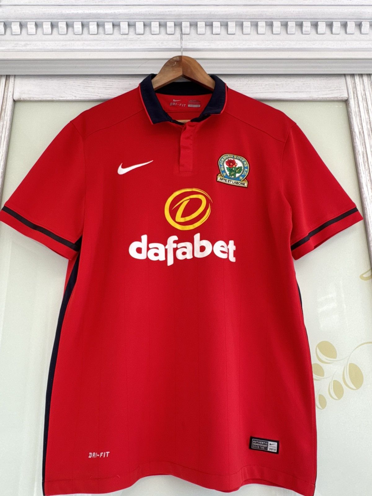 Nike Blackburn Rovers 2015-2016 Away Soccer Jersey Football Kit Size US L / EU 52-54 / 3 - 5 Thumbnail