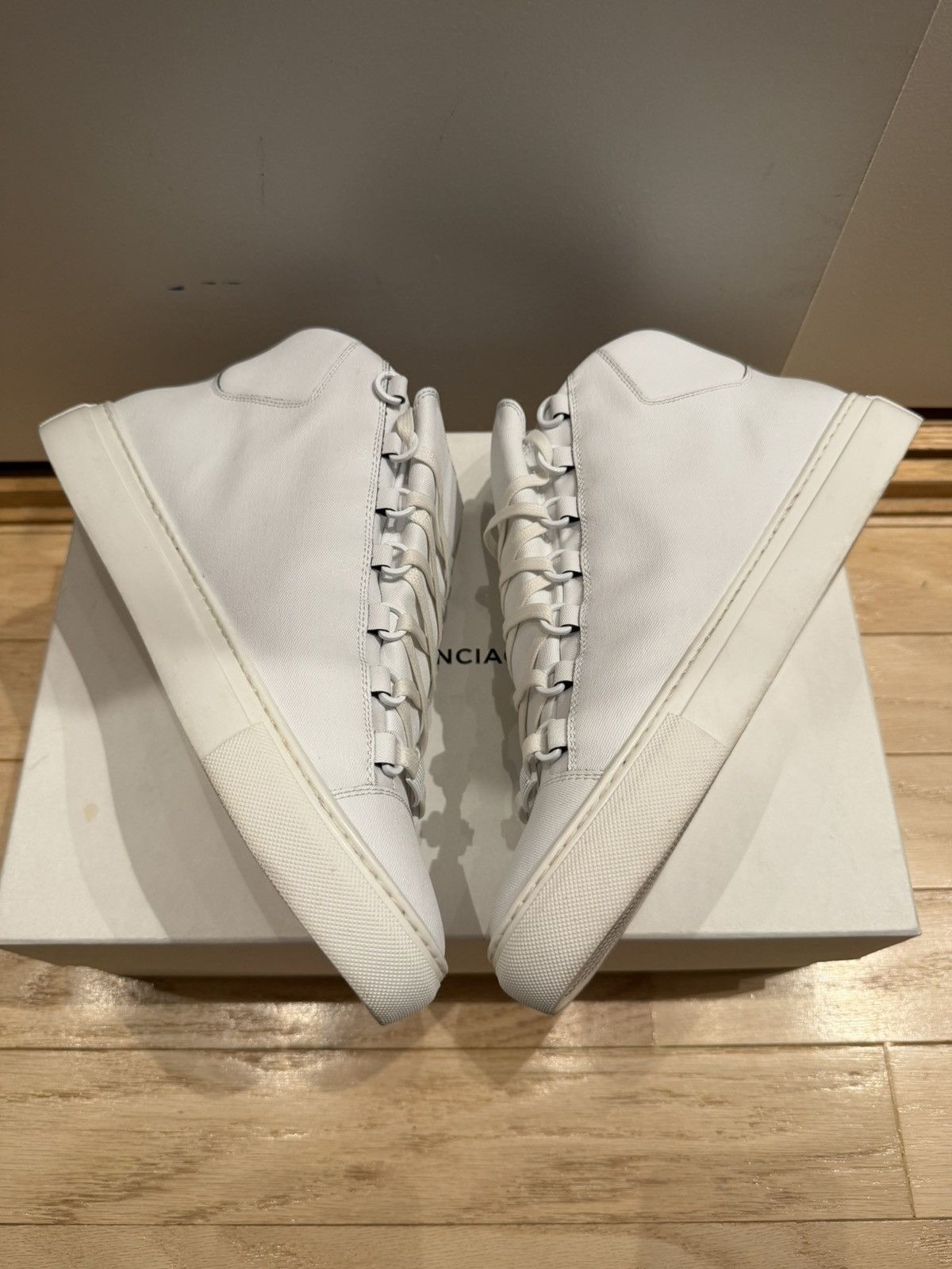 Balenciaga Balenciaga Arena High White Canvas Leather size 41 Size US 8 / EU 41 - 8 Thumbnail