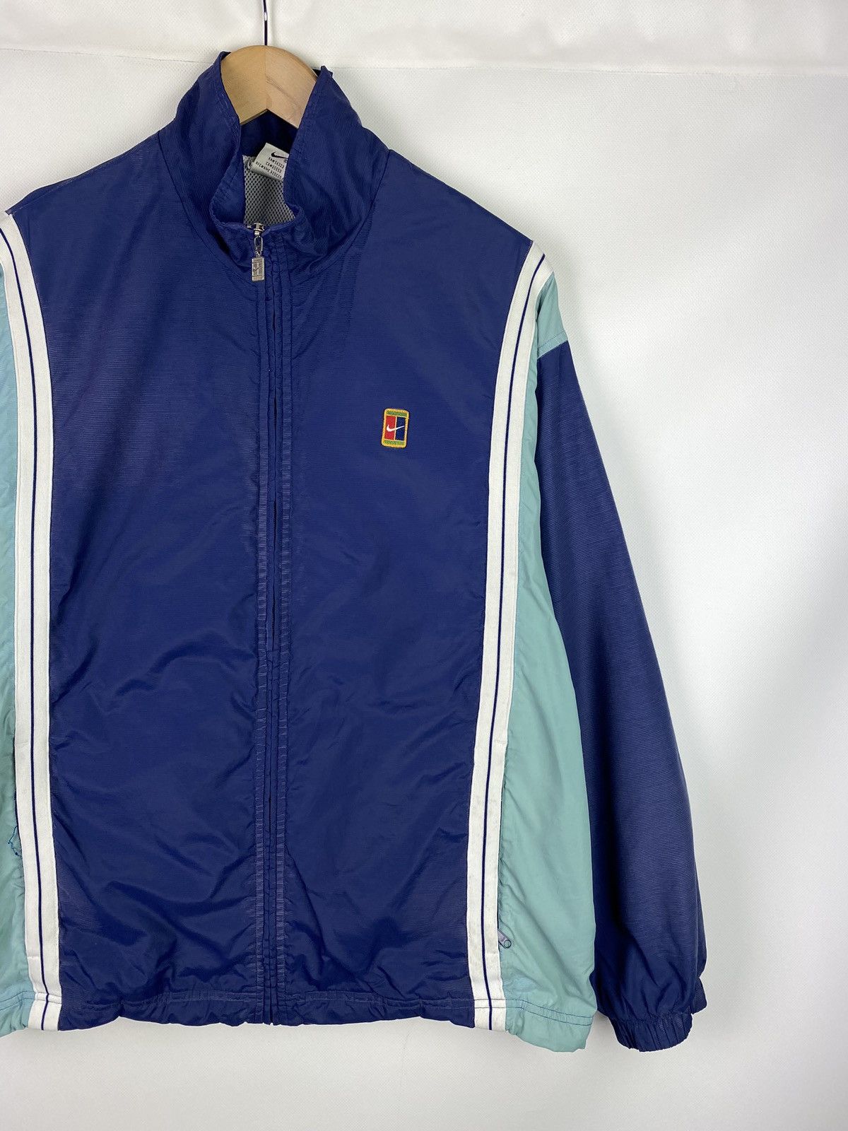Nike VTG Nike Court men’s nylon windbreaker jacket size L Size US L / EU 52-54 / 3 - 3 Thumbnail
