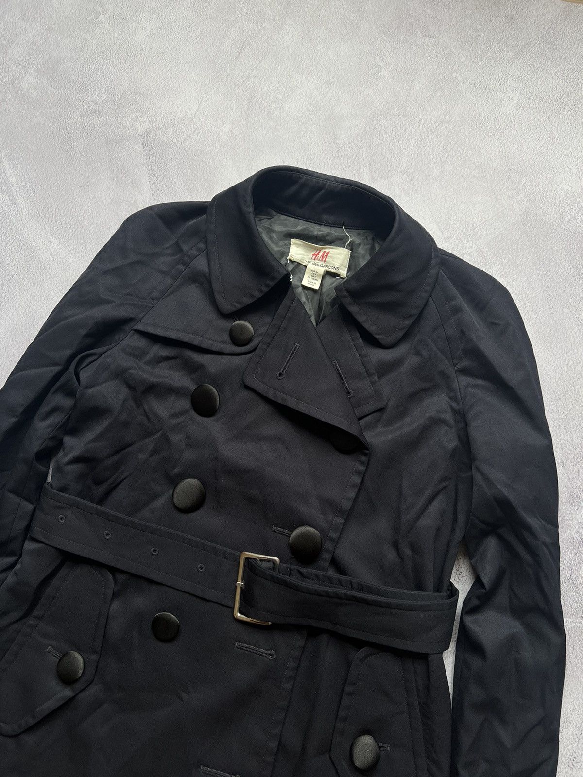 Comme des Garcons × H&M × Vintage Comme des Garcons CDG x H&M Trench Coat Women’s Size: XS Size XS / US 0-2 / IT 36-38 - 4 Thumbnail