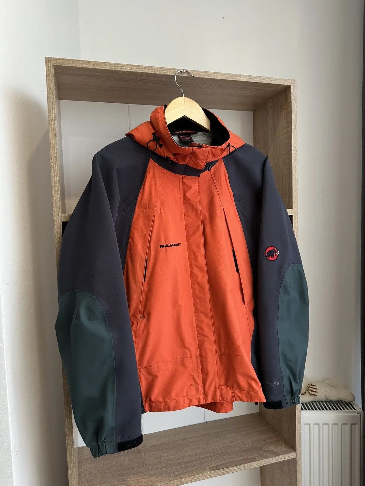 Mammut × Vintage Vintage Mammut XCR Gore-Tex Outdoor Ski Jacket Size US S / EU 44-46 / 1 - 9 Thumbnail