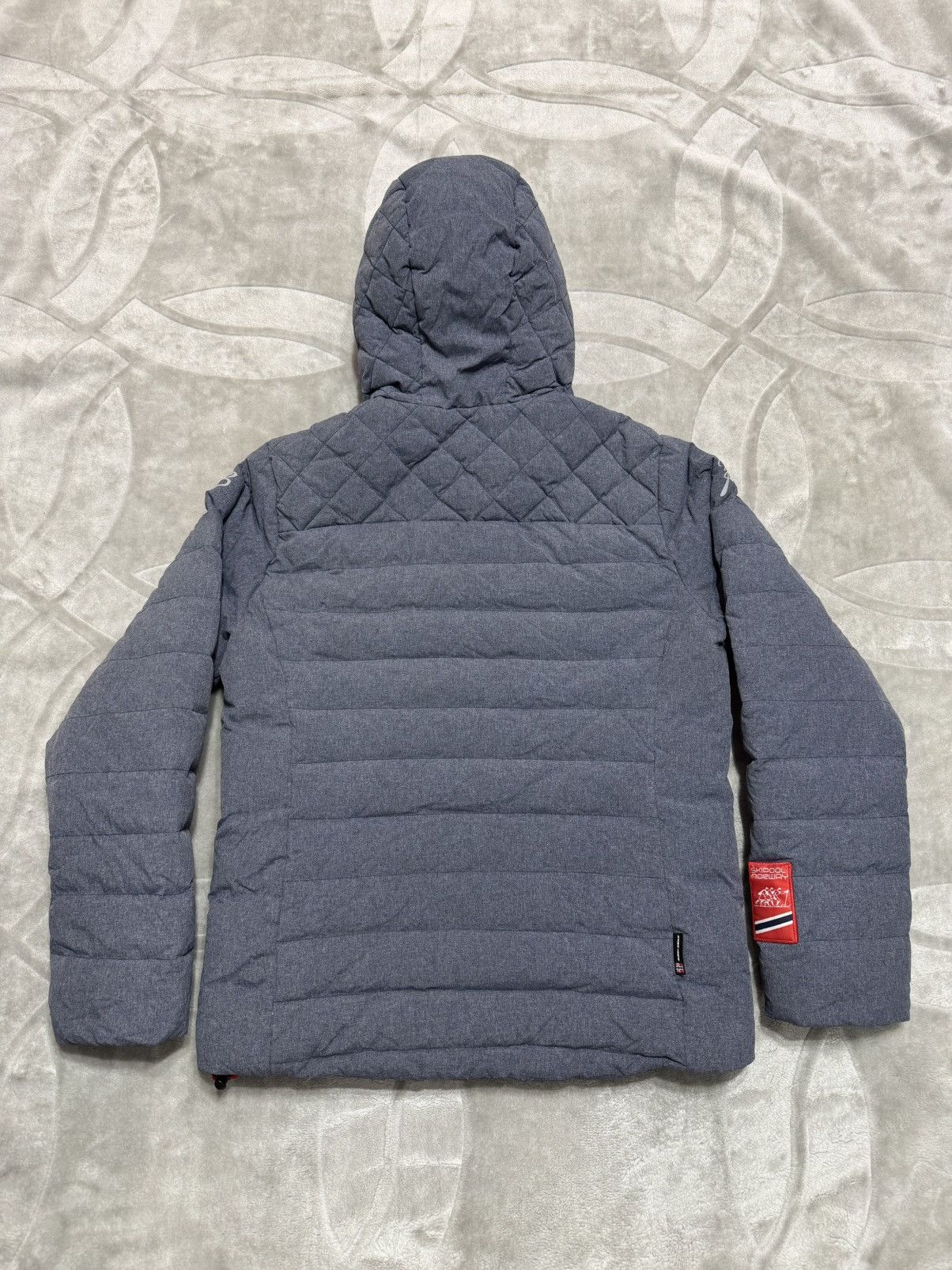 Other Bjorn Daehlie Shelter Down Jacket SkiPool Norway Team size S Size S / US 4 / IT 40 - 2 Thumbnail