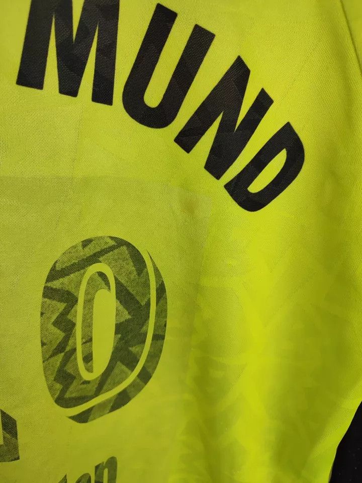 Nike 1995-96 Borussia Dortmund Home #10 Moller MEN S FOOTBALL Size US S / EU 44-46 / 1 - 20 Thumbnail