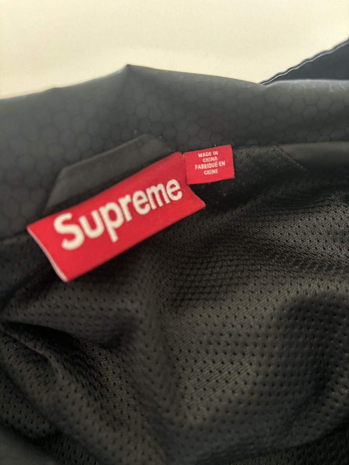 Supreme Supreme Reflective Piping Pullover 'Black' Size US M / EU 48-50 / 2 - 6 Thumbnail