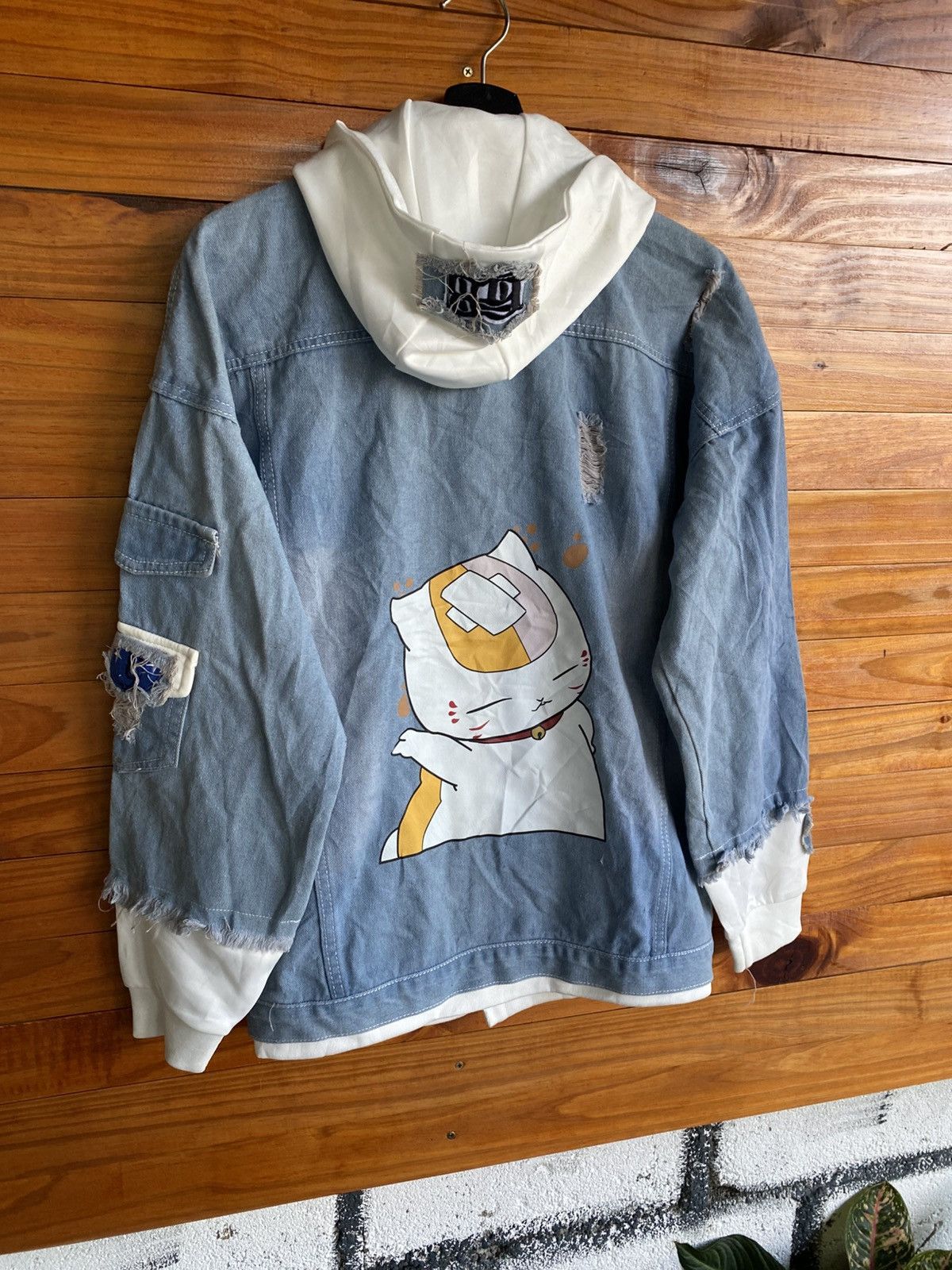 Japanese Brand Vintage-Inspired Light Wash Denim Jacket Hoodie Cat Graphic Size M / US 6-8 / IT 42-44 - 6 Thumbnail