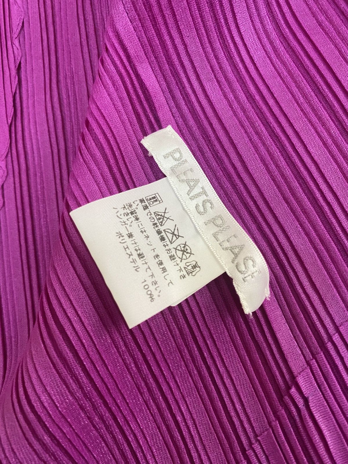 Pleats Please Issey Miyake 🔥OG🔥Pleats please issey miyake cardigan one button Size ONE SIZE - 11 Thumbnail