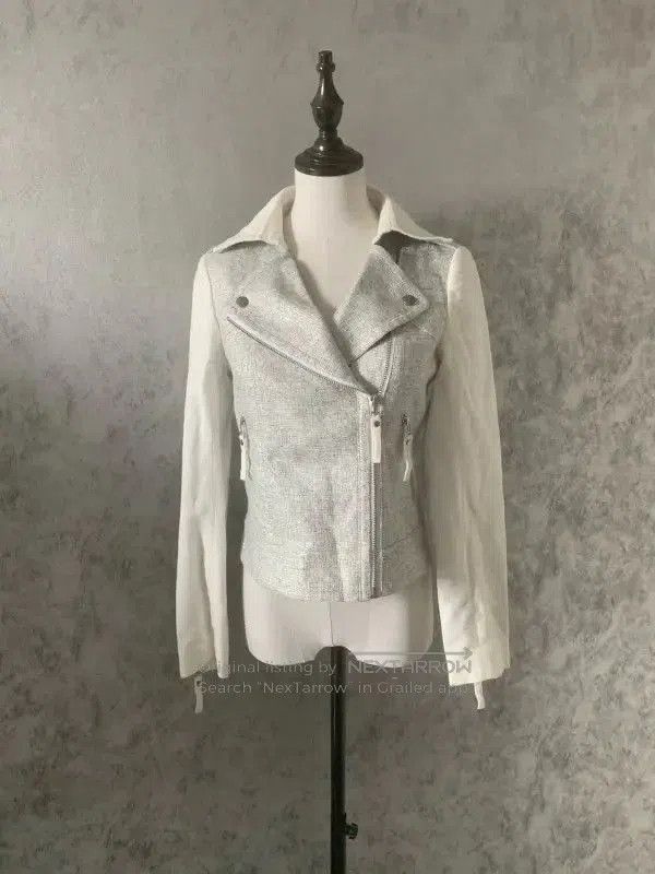 Burberry Burberry Women's White Cotton-Blend Jacket. Size M / US 6-8 / IT 42-44 - 2 Thumbnail