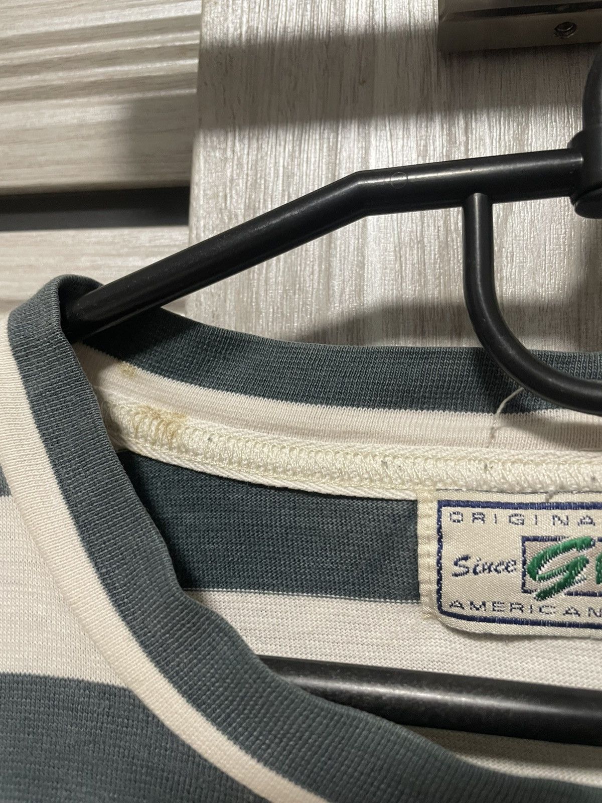 Guess × Vintage Vintage 90s Guess Jeans USA Stripes Longsleeve Y2K T Shirt Size US L / EU 52-54 / 3 - 9 Thumbnail