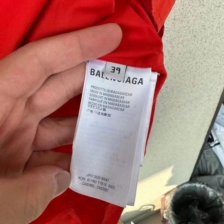 Balenciaga Balenciaga size 39 Red Cola Shirt Short Sleeve Size US XS / EU 42 / 0 - 4 Thumbnail