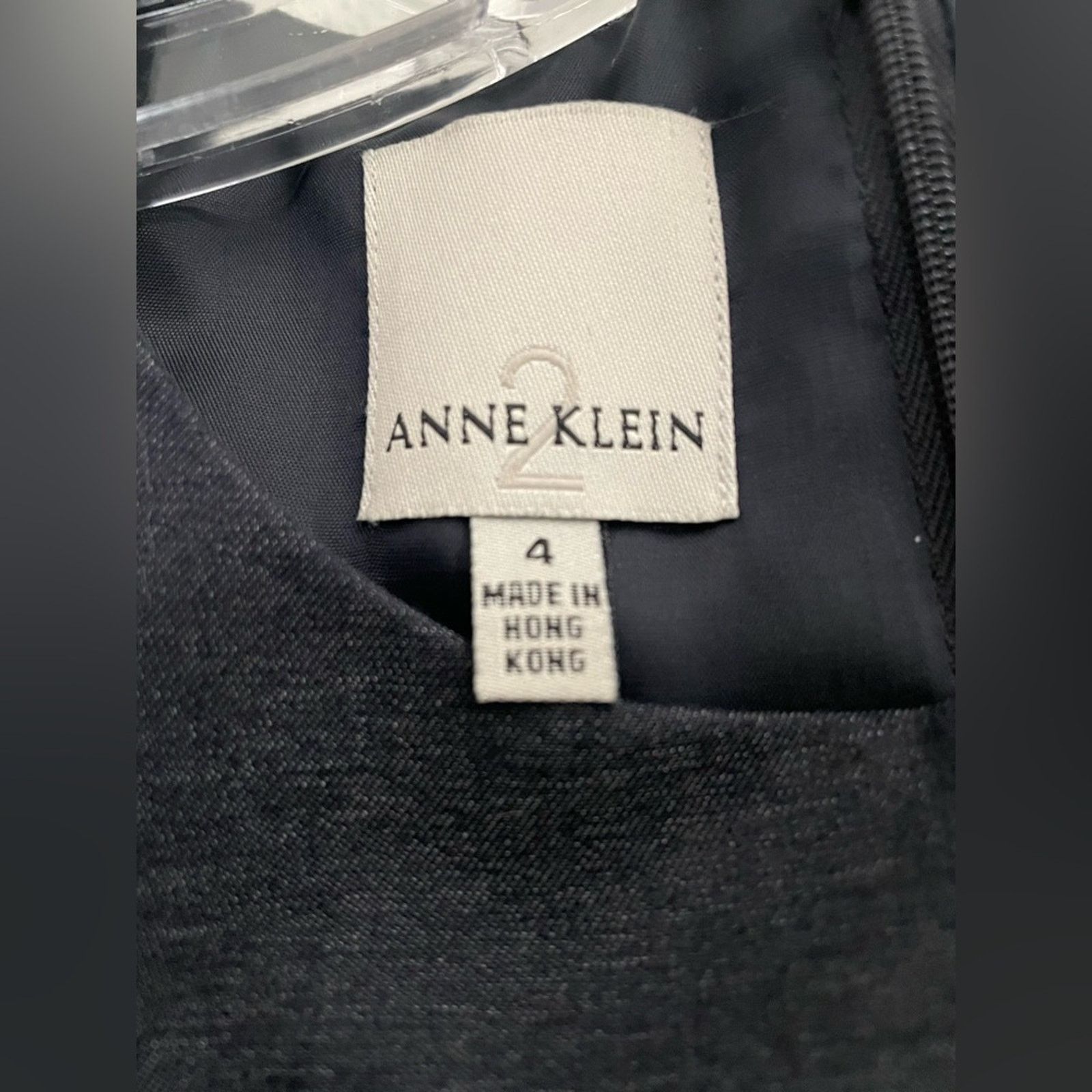 Anne Klein Anne Klein Gray Sleeveless dress embroidered design- size 4 Size S / US 4 / IT 40 - 2 Thumbnail