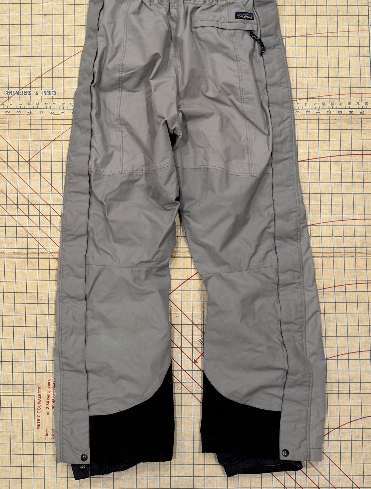 Patagonia Vintage Patagonia Ski Snow Pants Light Grey Men Size 36 F00 Size US 36 / EU 52 - 15 Thumbnail