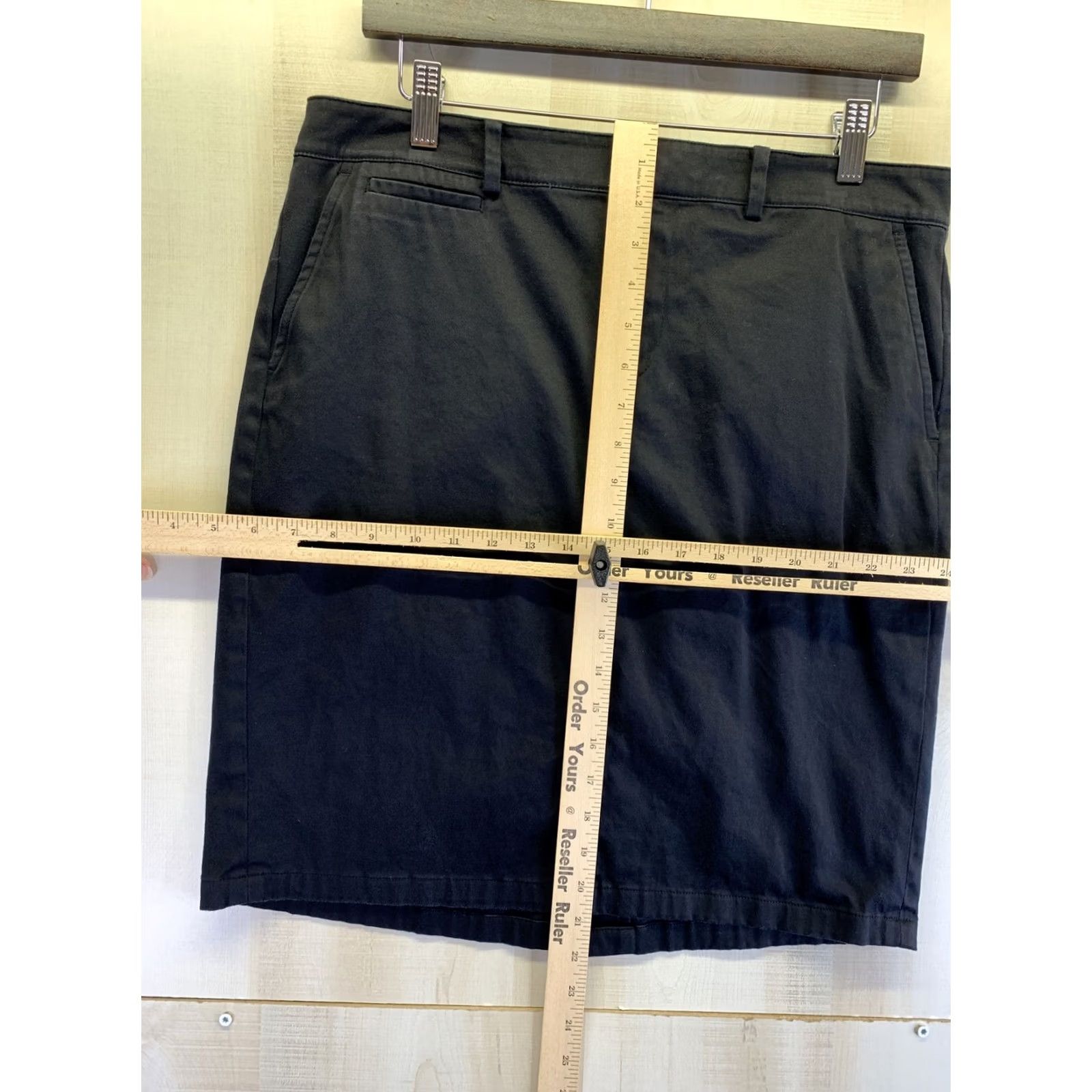 Ralph Lauren VINTAGE? LAUREN RALPH LAUREN Womens Black Stretch Straight Career Skirt Size 10-7413 Size 32" / US 10 / IT 46 - 3 Thumbnail