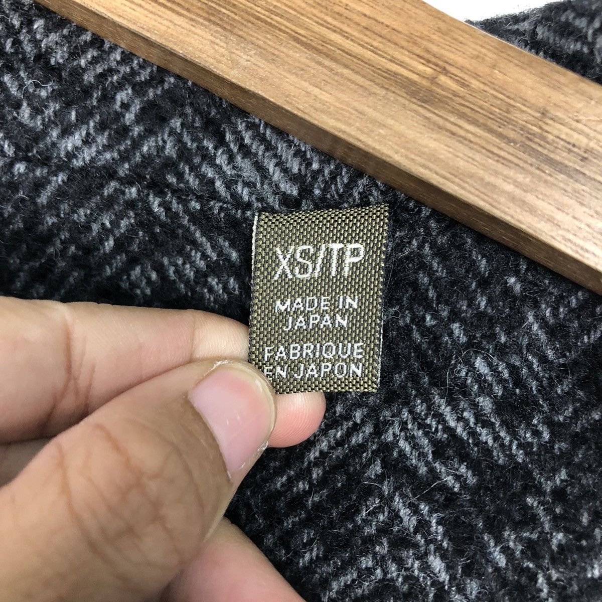 Japanese Brand Tommy Bahama Wool Blend Peacoat — Charcoal Herringbone Size US XS / EU 42 / 0 - 19 Thumbnail