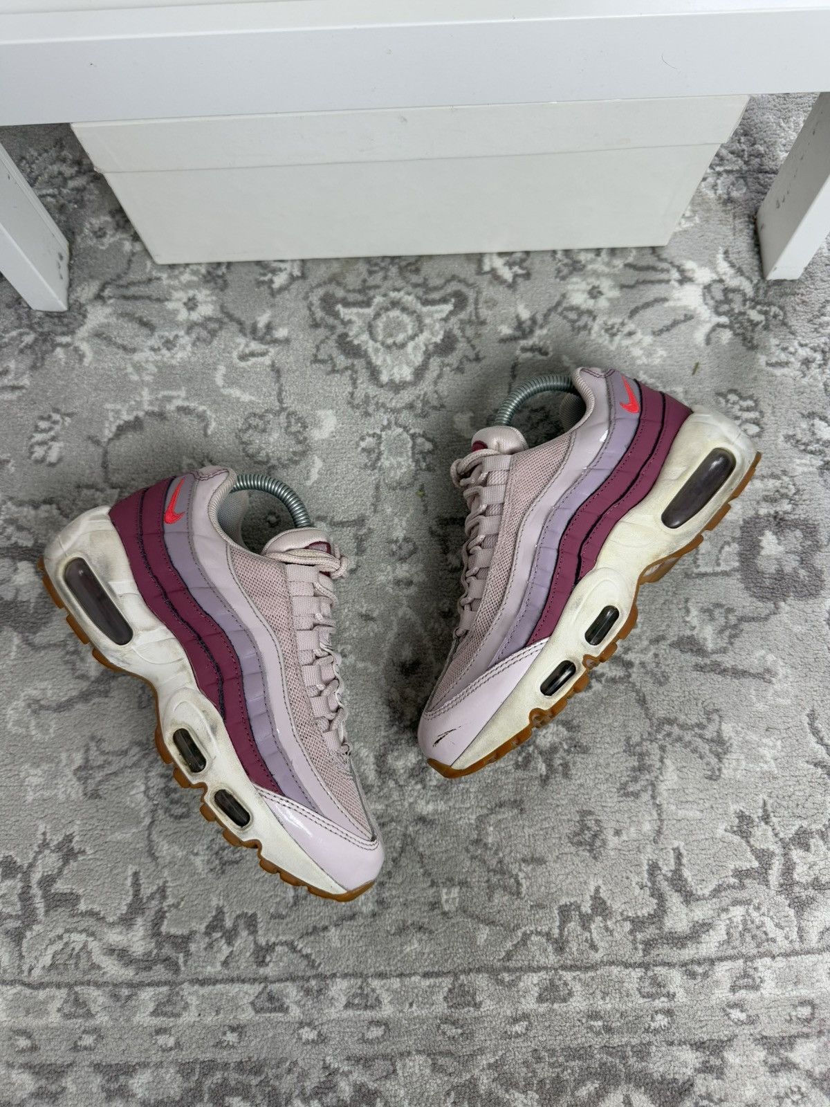 Nike × Vintage Nike Air max 95 barely rose hot punch pink US 6.5 gorpcore Size US 6.5 / IT 36.5 - 1 Thumbnail