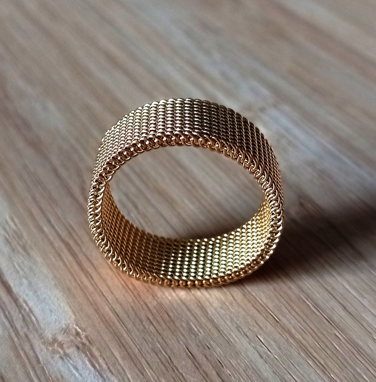 Designer × Vintage Stunning Shine Gold Circle Net SS Simple Ring Unique Size ONE SIZE - 5 Thumbnail