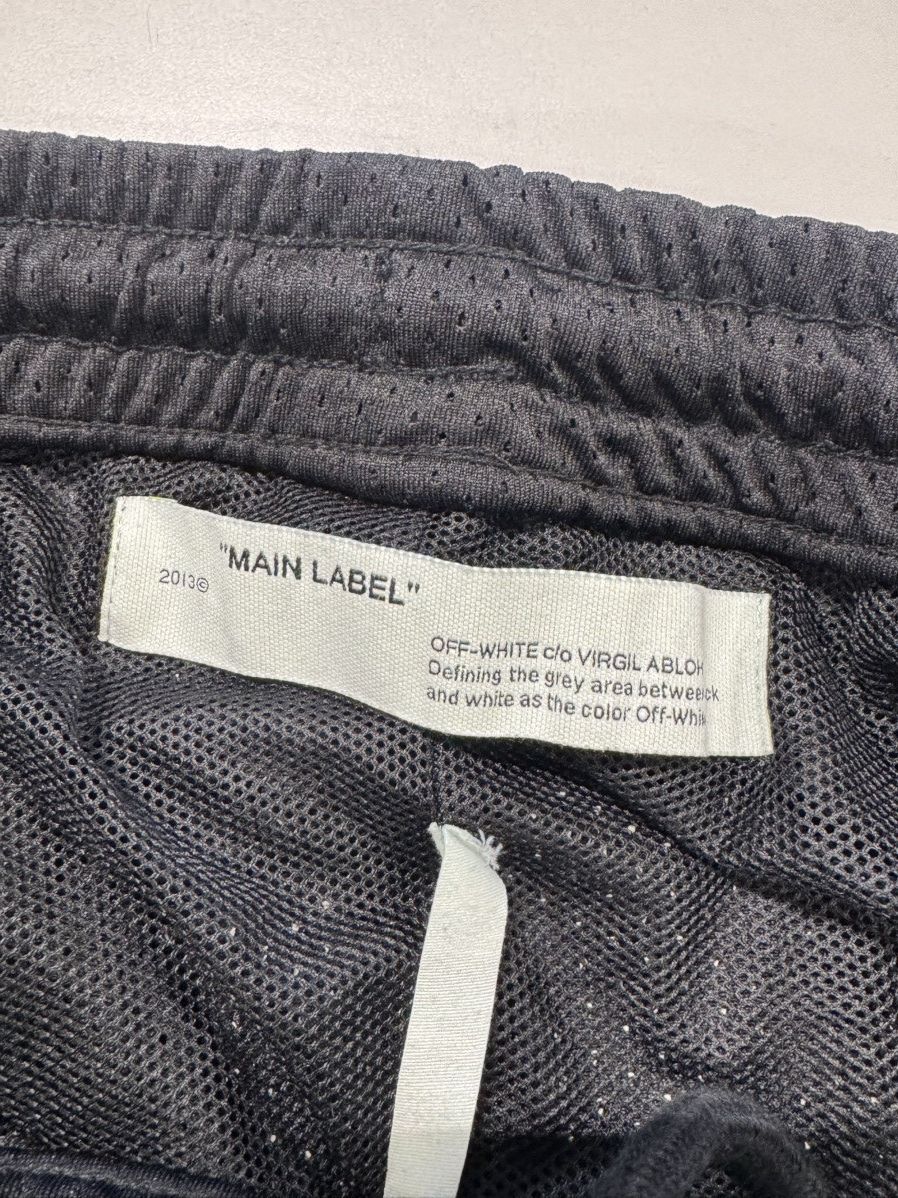 Off-White Off-White Diag Printed Mesh Shorts NEW 600$ Size US 32 / EU 48 - 3 Thumbnail