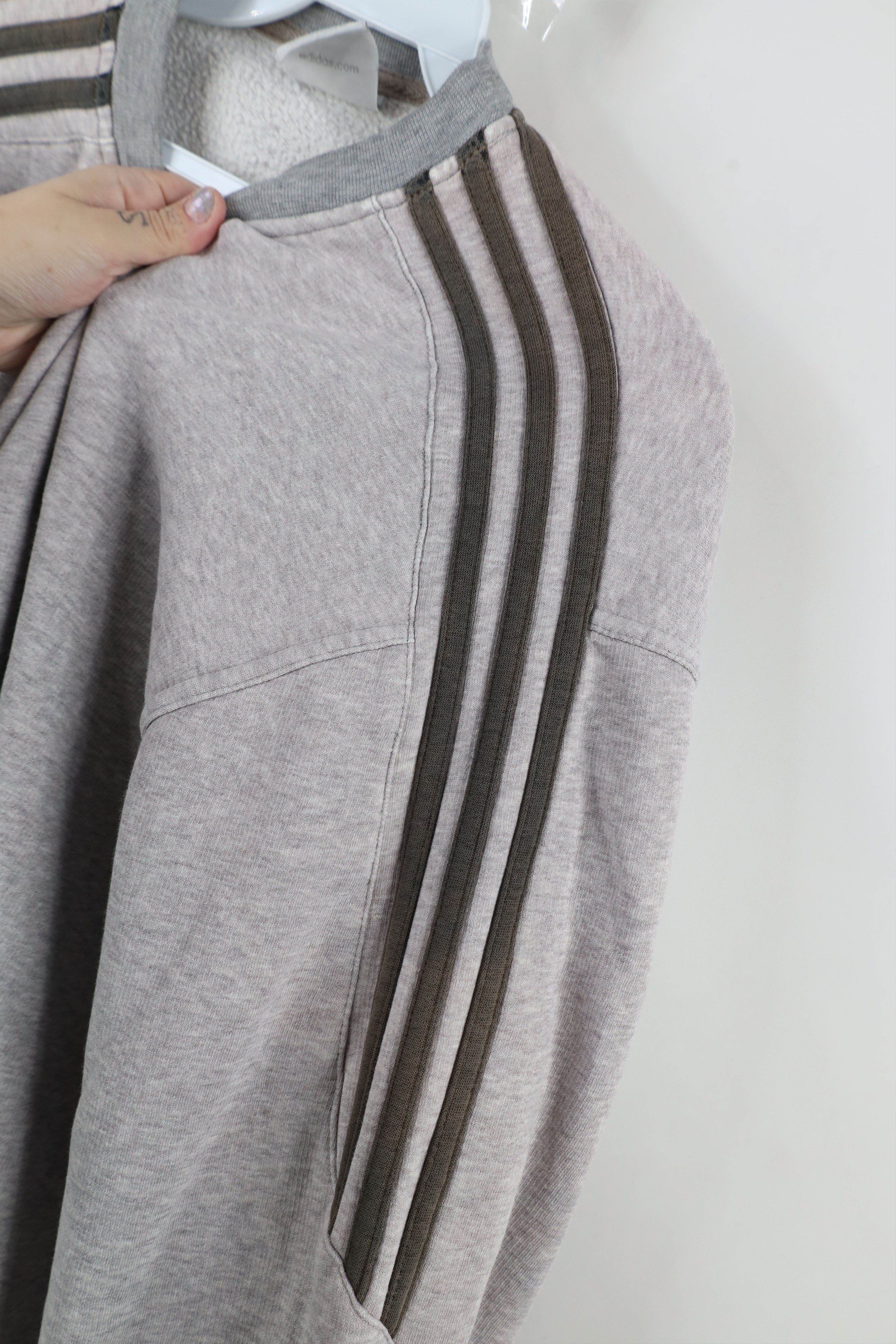 Adidas × Vintage Vintage Adidas Spell Out Striped Crewneck Sweatshirt Gray Size US L / EU 52-54 / 3 - 7 Thumbnail