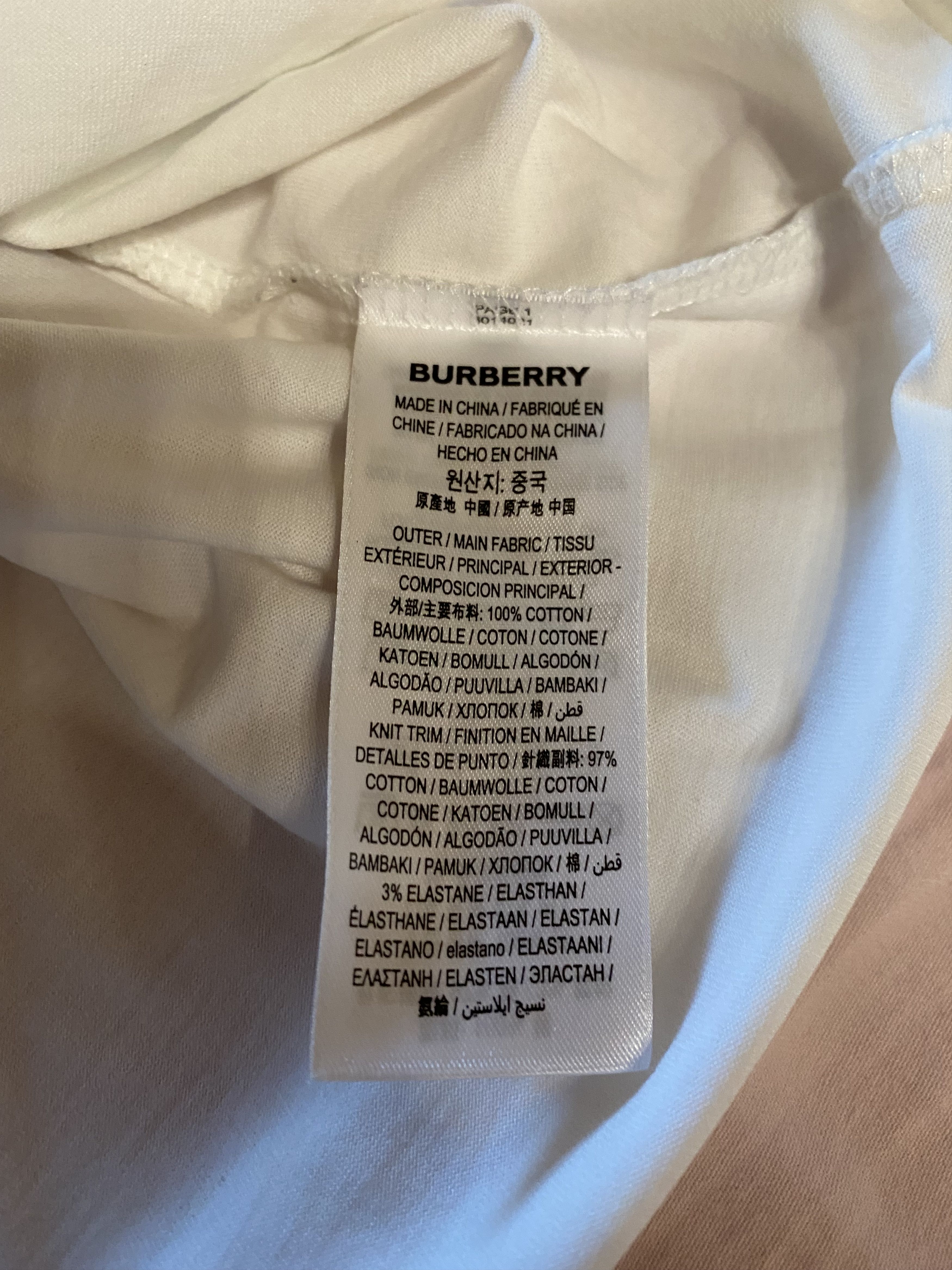 Burberry Burberry Logo Embroidered TB small Vintage Size US XL / EU 56 / 4 - 7 Thumbnail