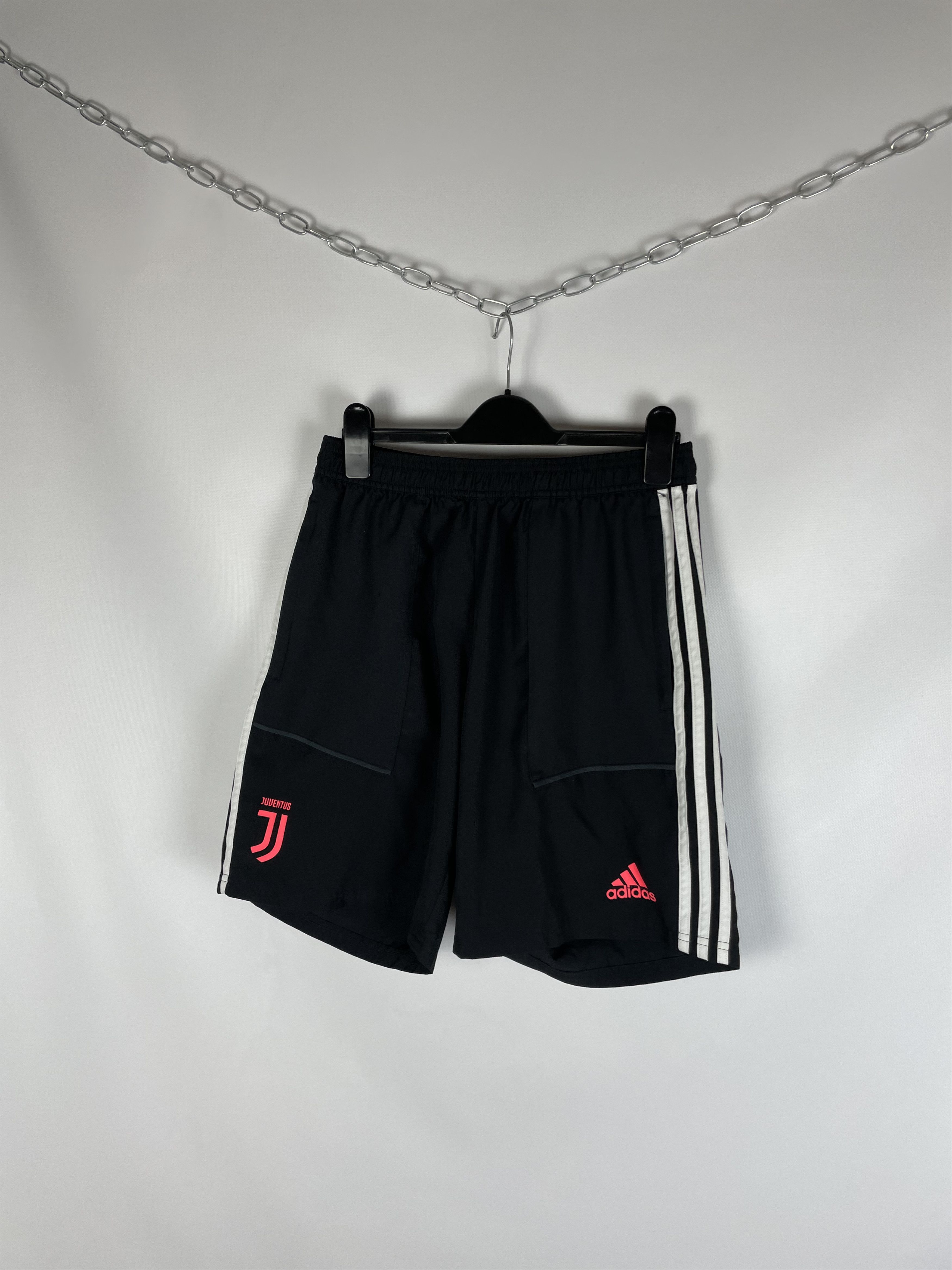 Adidas Vintage Juventus soccer shorts adida Size US 32 / EU 48 - 3 Thumbnail