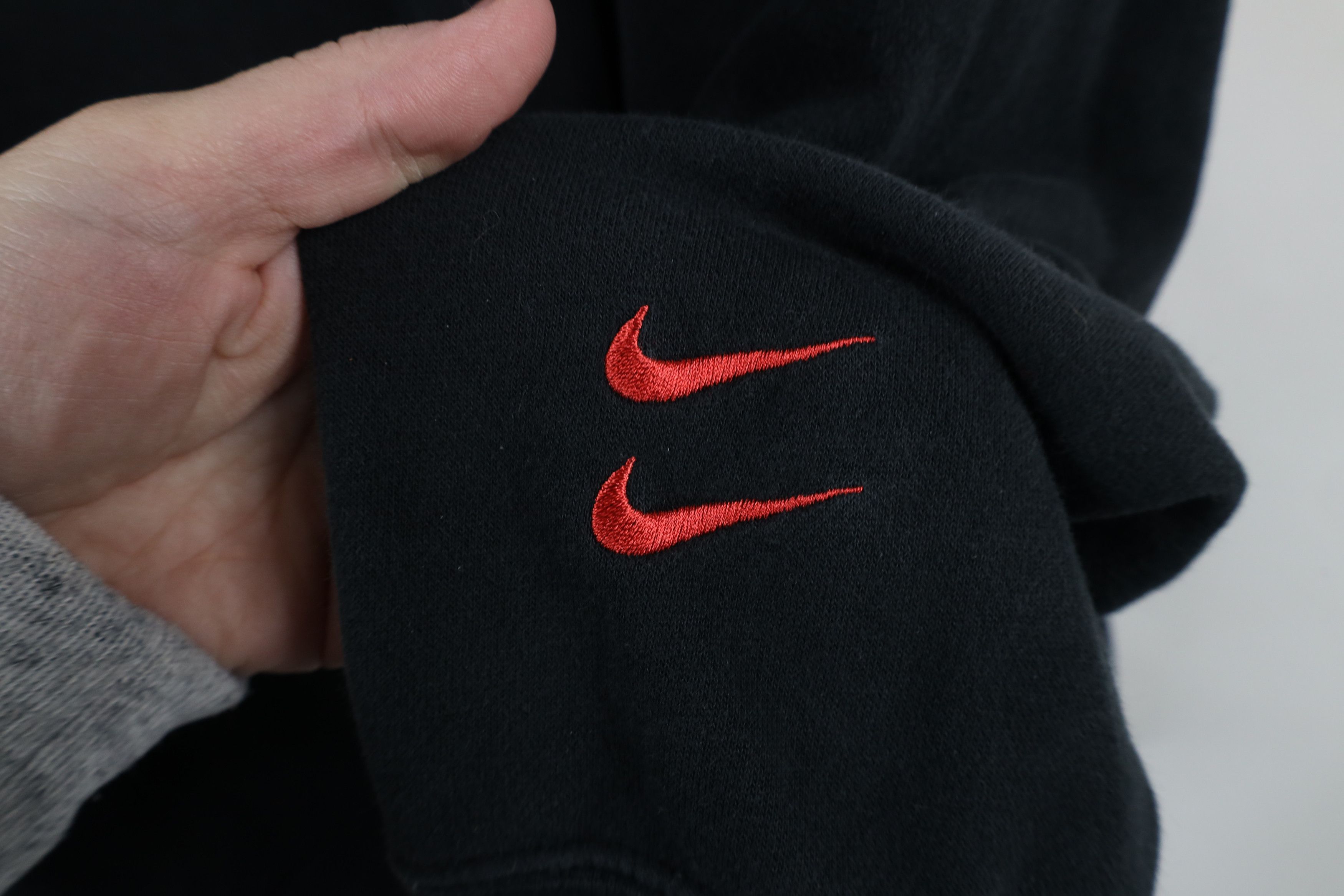 Nike Vintage Y2K Nike Sportswear Spell SBB Crewneck Sweatshirt Size US L / EU 52-54 / 3 - 4 Thumbnail