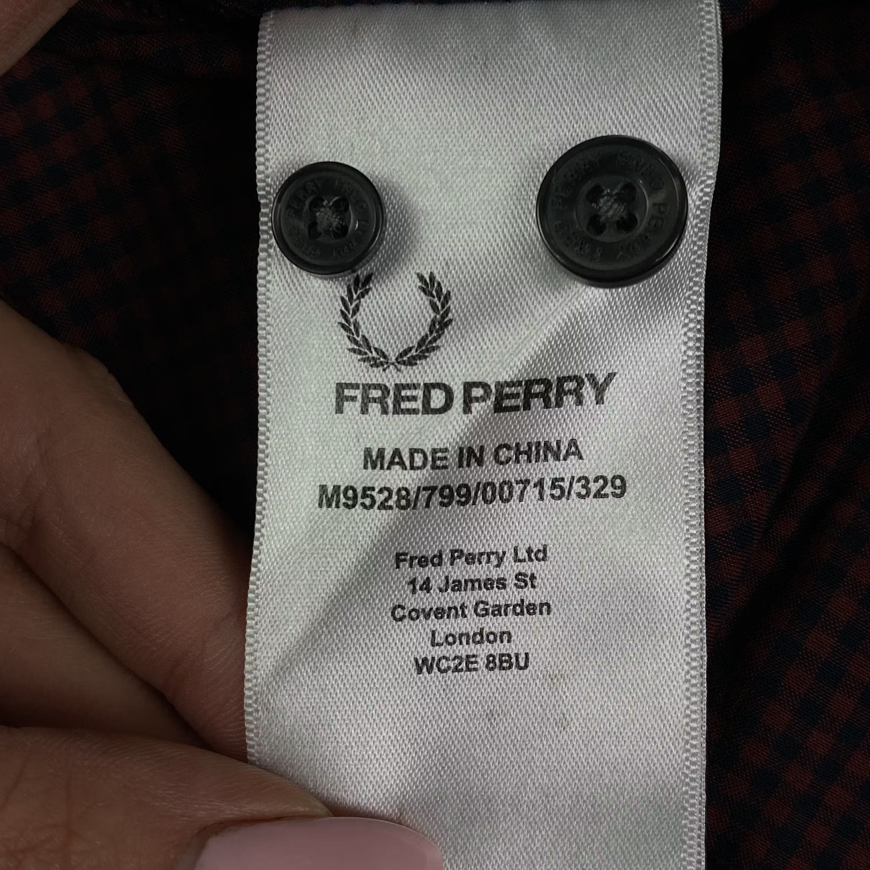 Fred Perry Men’s Shirt Long Sleeve Fred Perry Size L Size US L / EU 52-54 / 3 - 5 Thumbnail