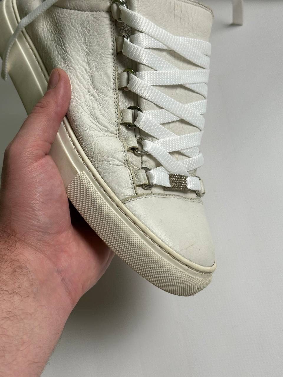 Balenciaga Balenciaga Arena Cracked Opium Leather Opium White Shoes Size US 7.5 / EU 40-41 - 4 Thumbnail